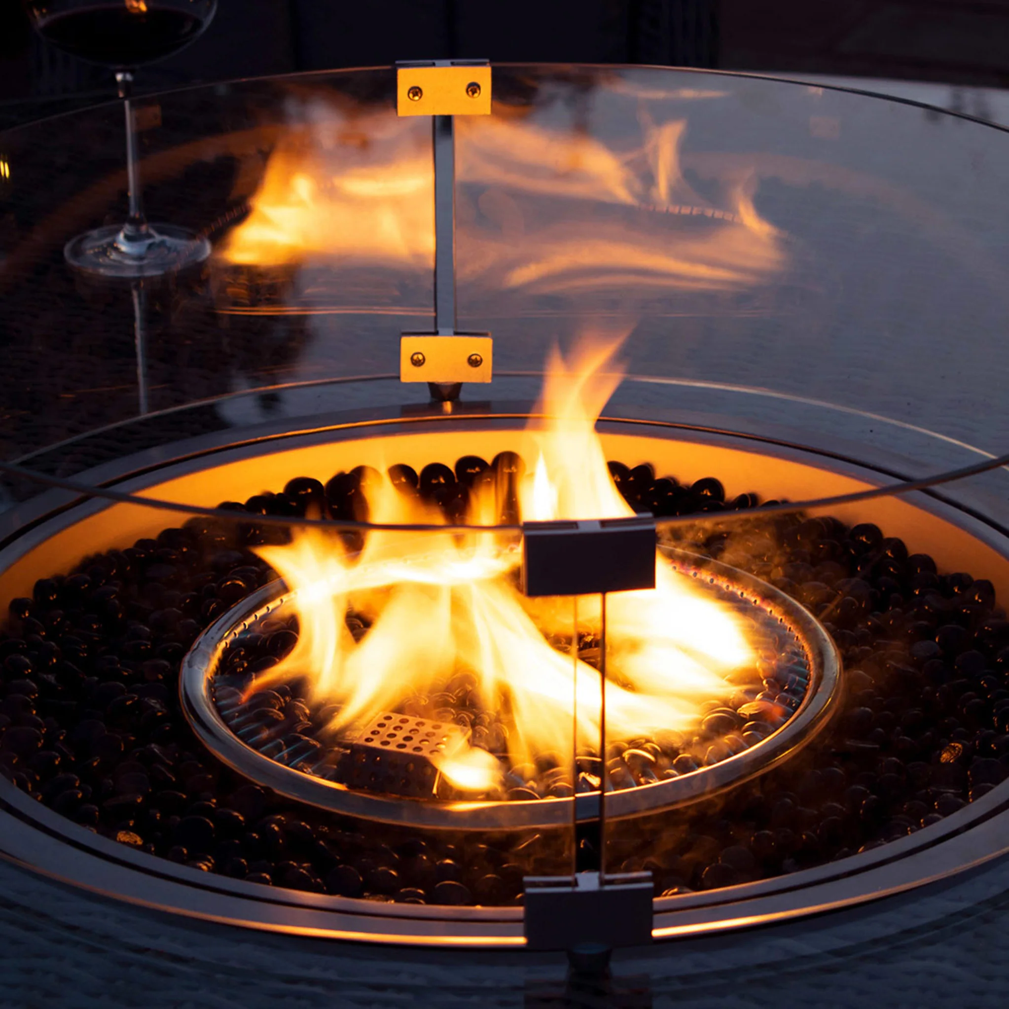 Maze Oxford Royal U-Shaped Rattan Sofa Set with Fire Pit - Image 7