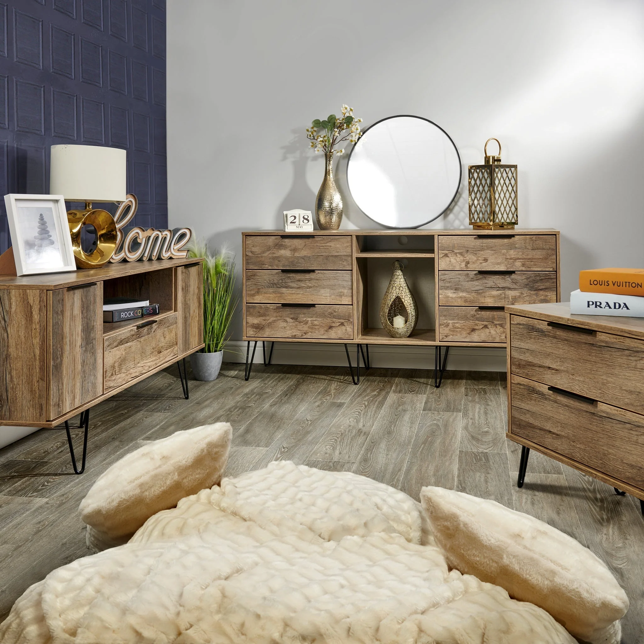 Moreno Rustic Oak 2 Door 1 Drawer Wide TV Unit - Image 2
