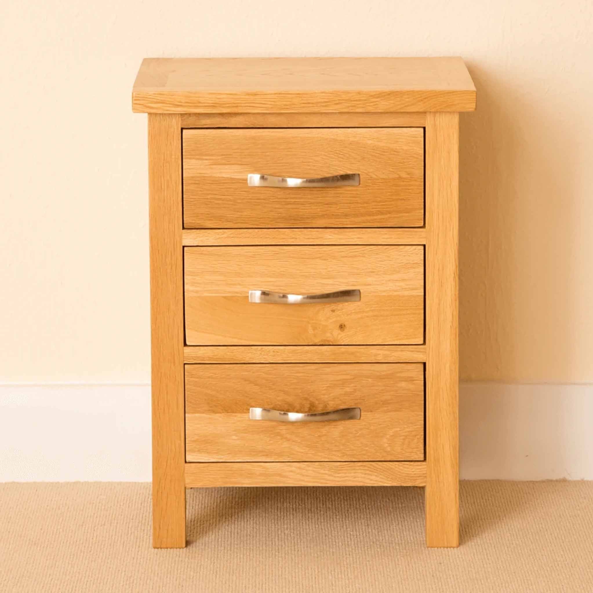 Newlyn Oak Bedside Table - Image 2