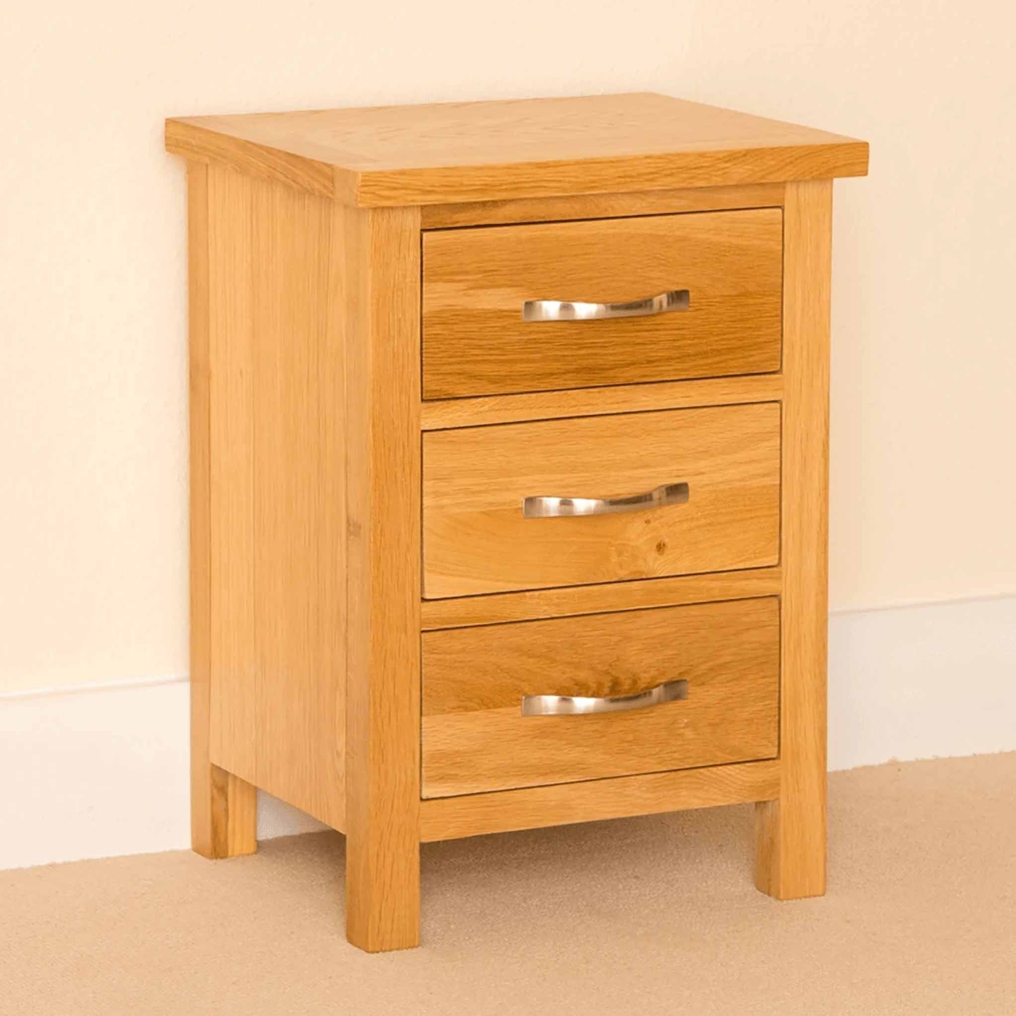Newlyn Oak Bedside Table - Image 4