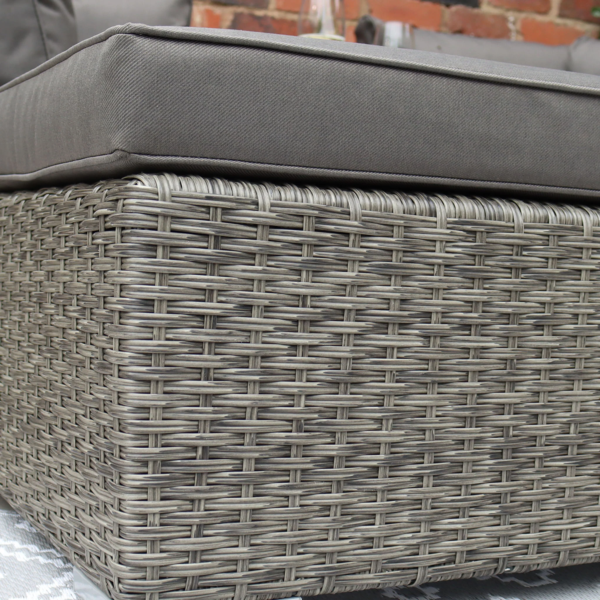 Paris 2-4 Seater Rattan Multi Setting Relaxer Set - Image 7