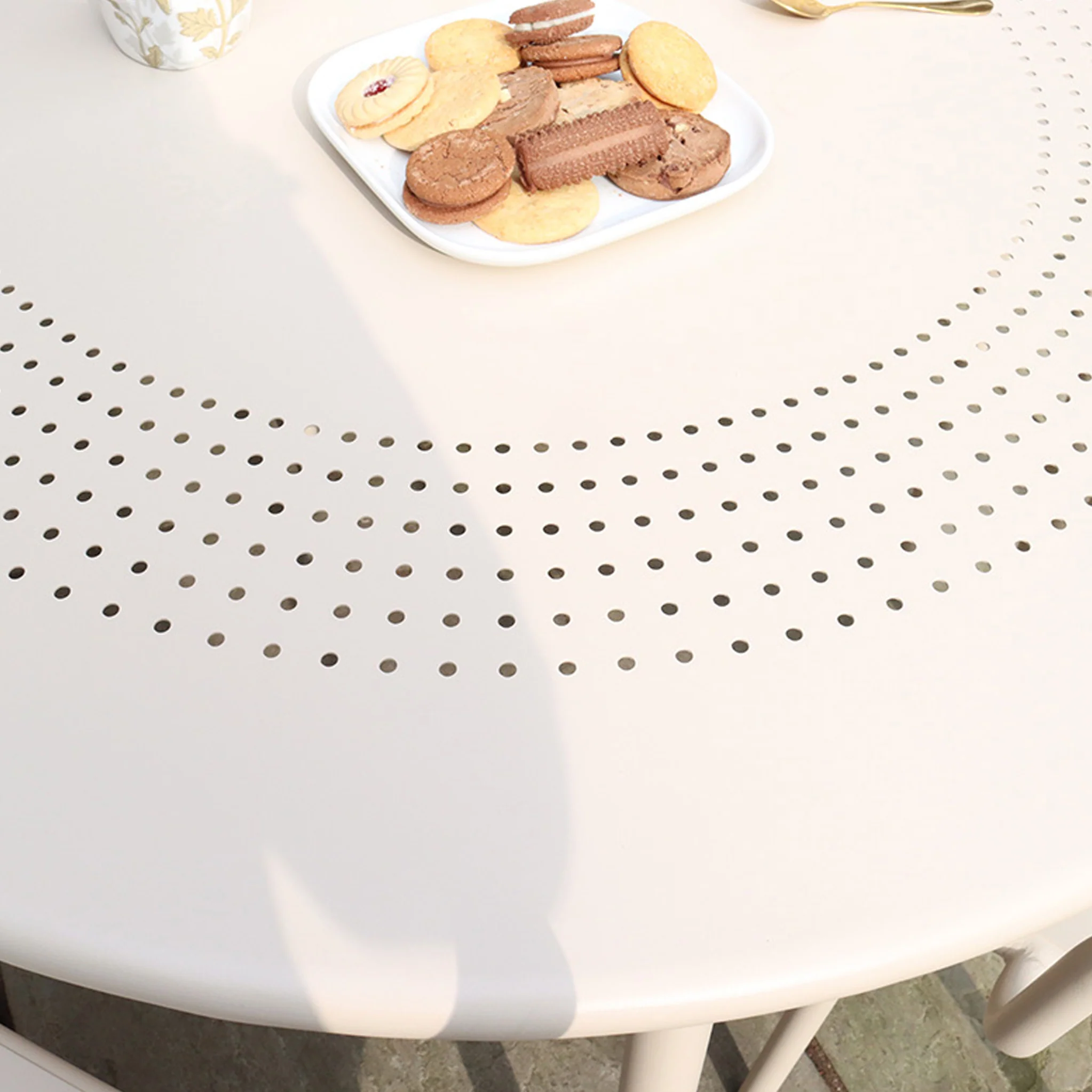 Porto 4 Seater Round Dining Set - Image 7
