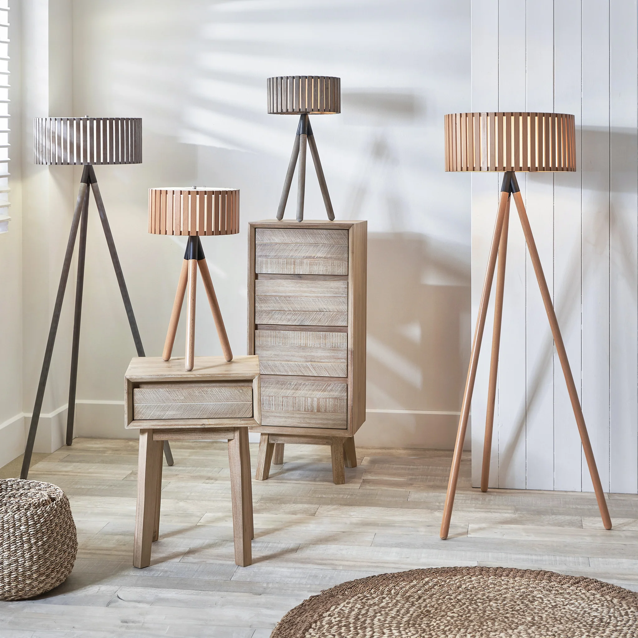 Rabanne Slatted Antique Wood Tripod Table Lamp - Image 6