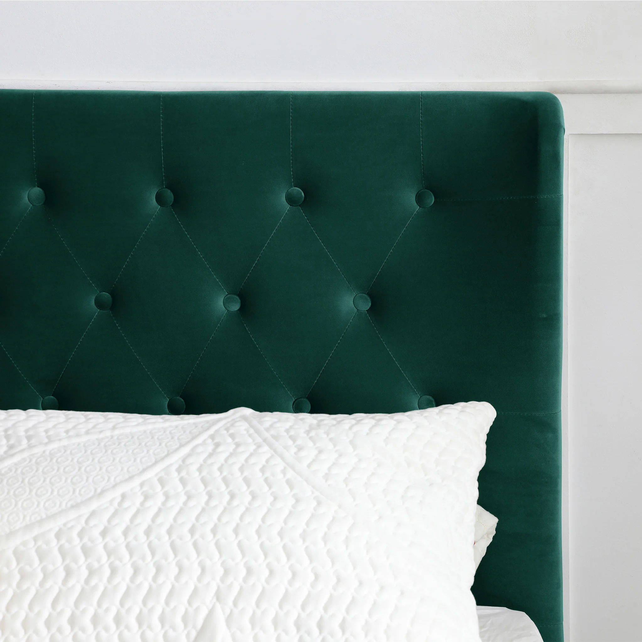 Richmond Velvet Ottoman Storage Bed Frame - Image 22