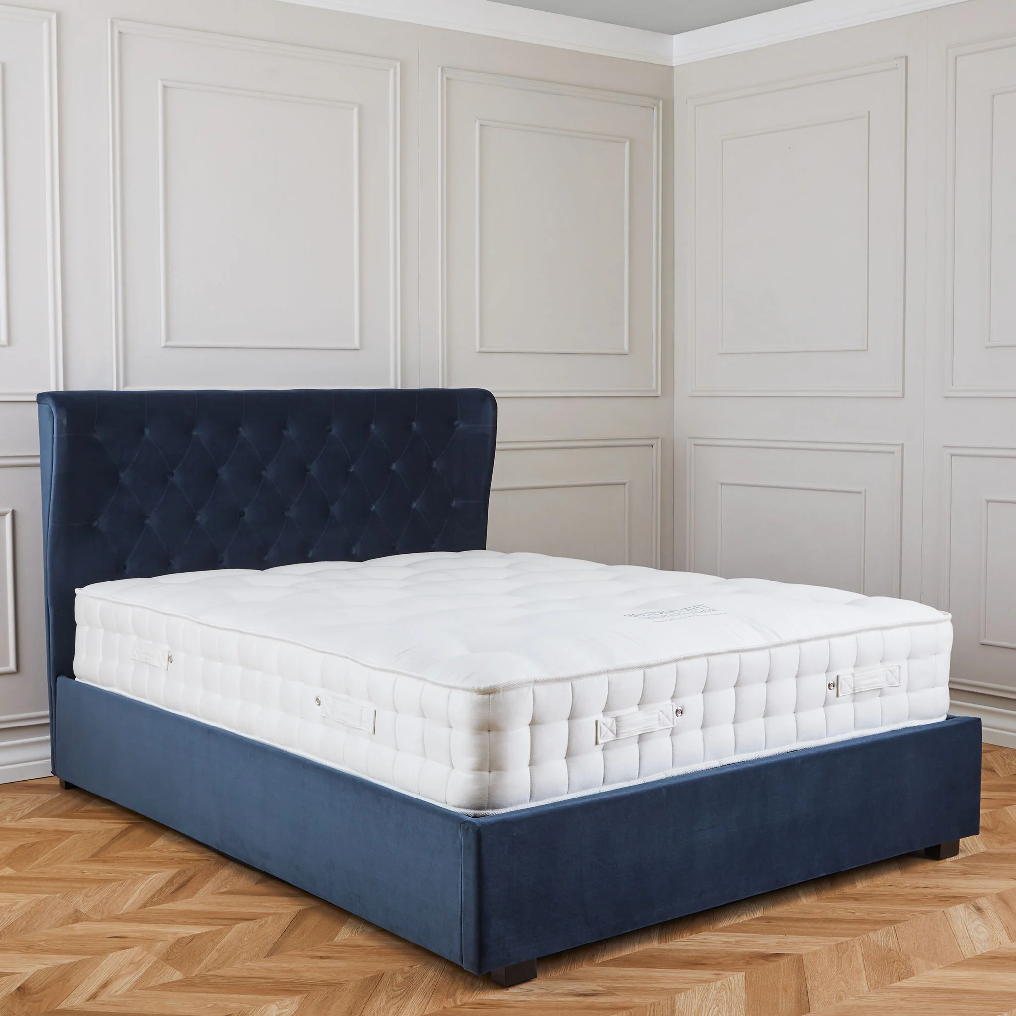 Richmond Velvet Ottoman Storage Bed Frame - Image 27
