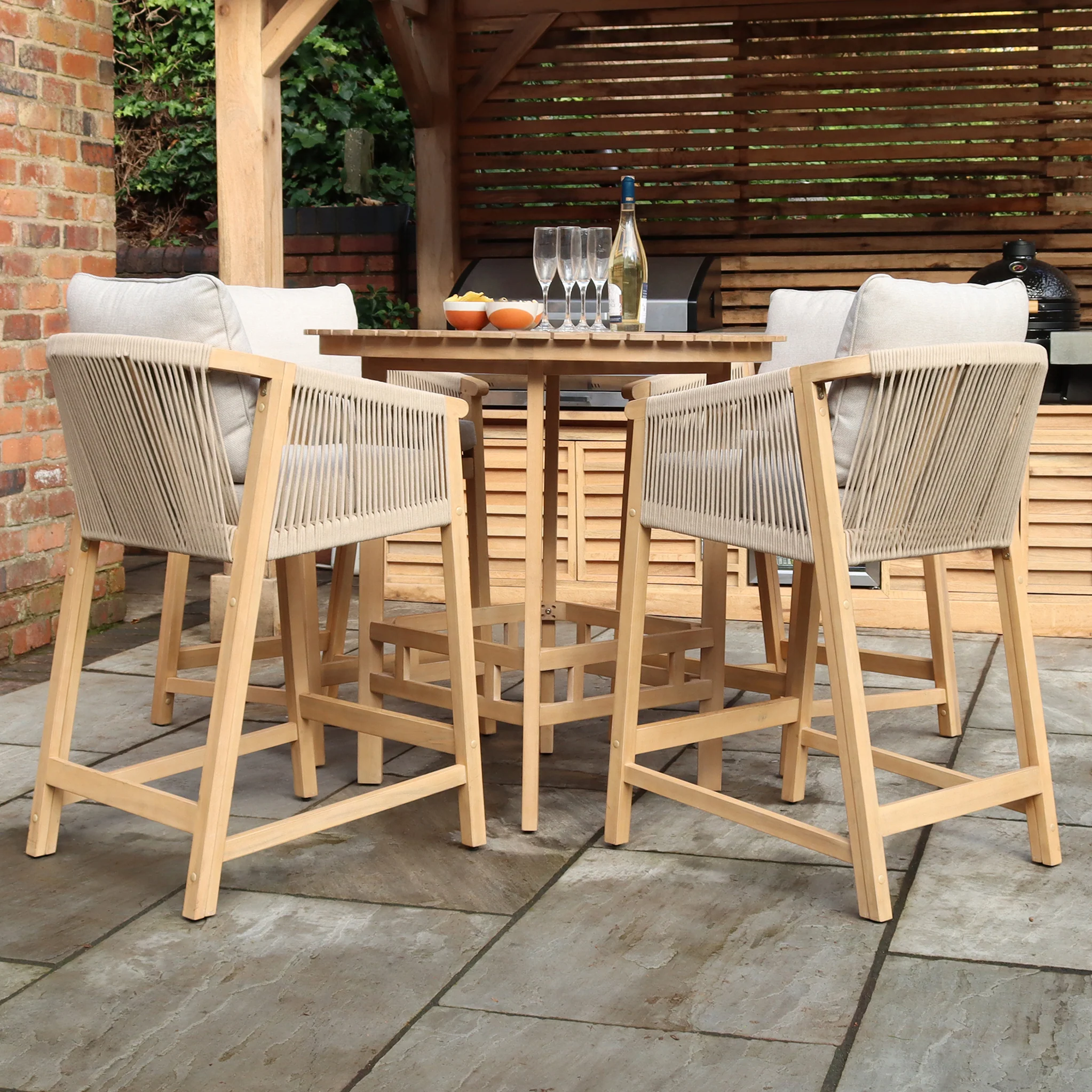 Roma FSC Bar Set 100cm High Table With 4 Deluxe Bar Stools - Image 4