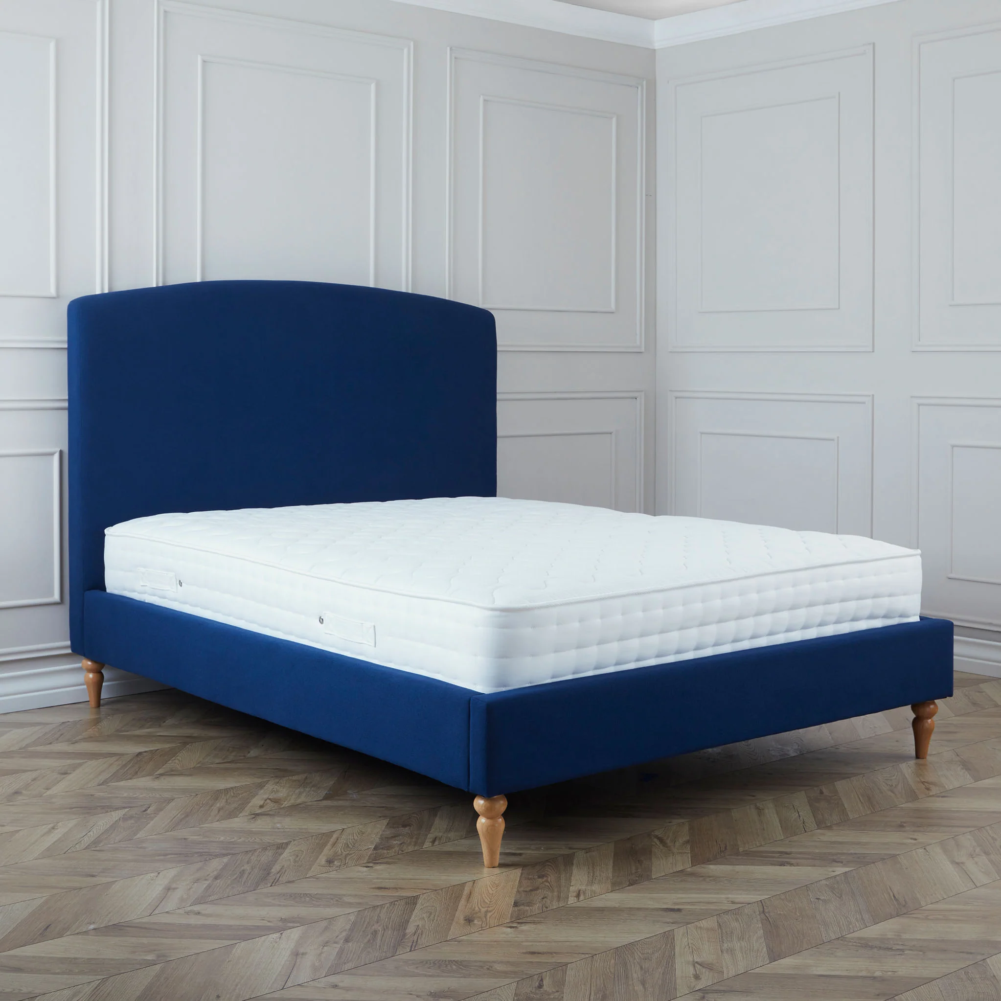 Classic Comfort Mattress by Roseland Sleep - Image 3