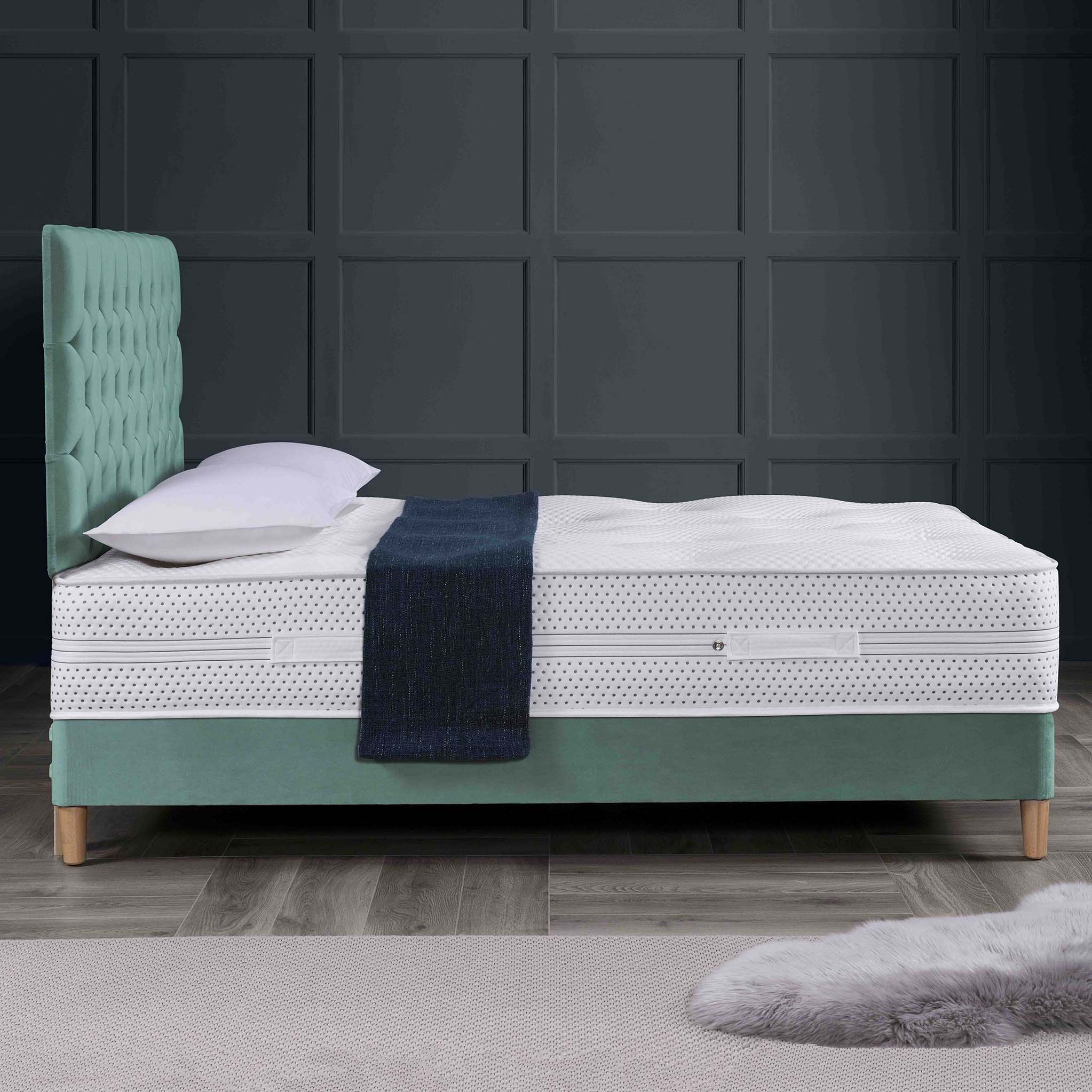 Primrose 1000 Pocket Memory Mattress by Roseland Sleep - Image 4
