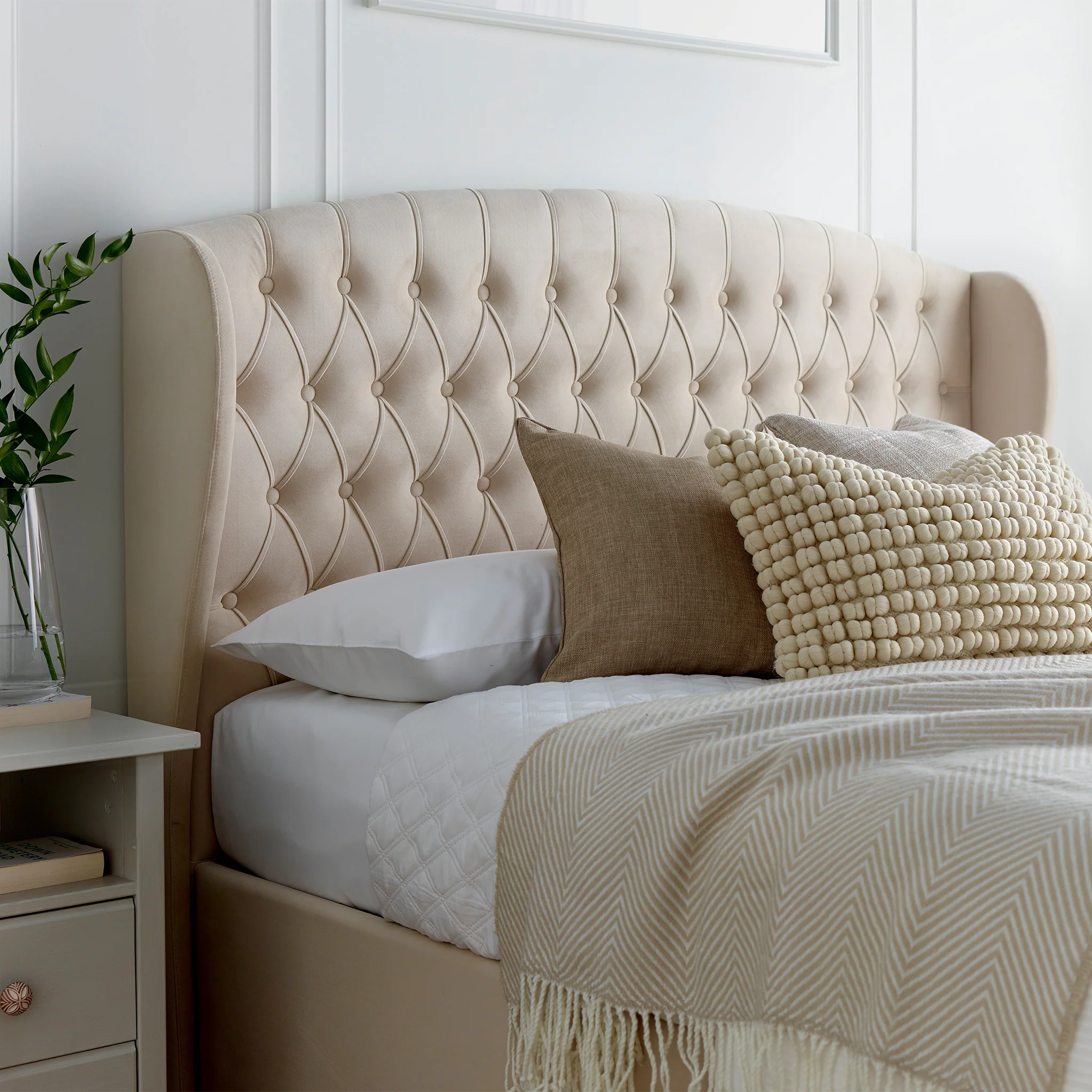 Sailsbury Velvet Ottoman Storage Bed Frame - Image 3