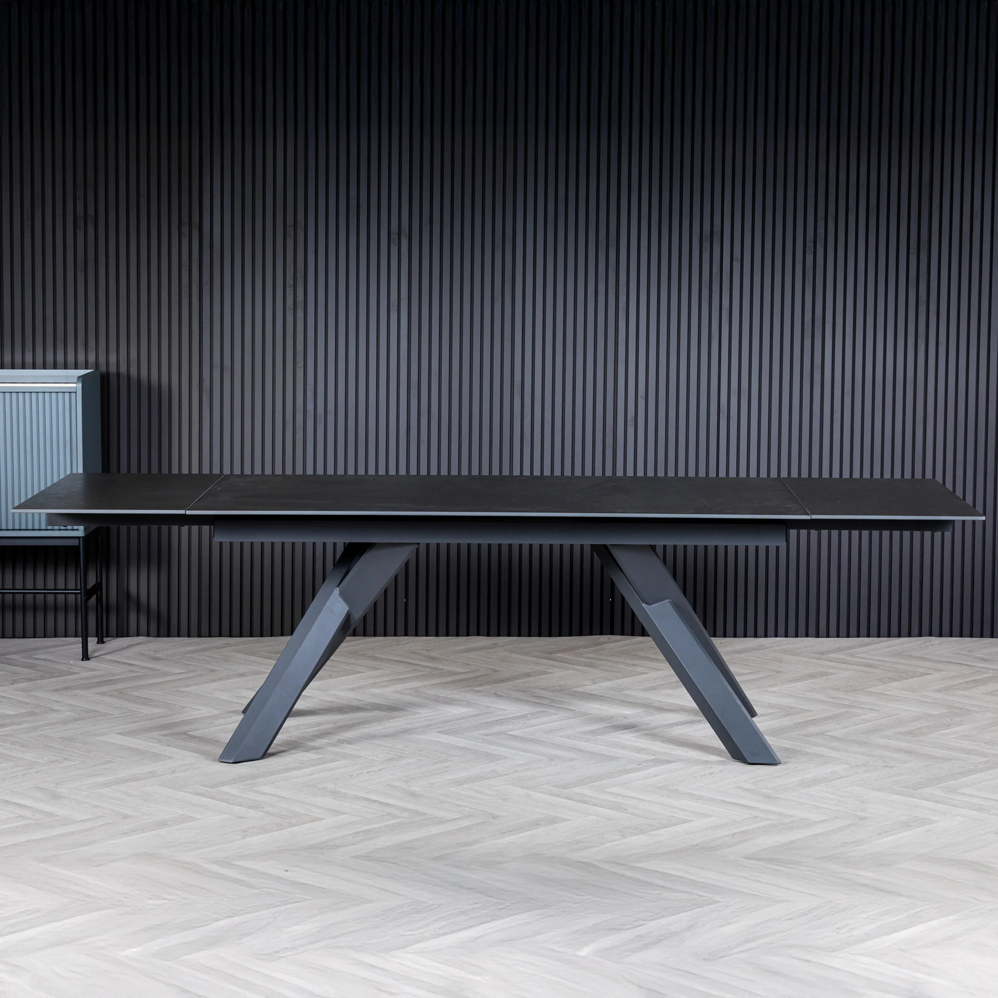 Salma 180-280cm Extending Ceramic Dining Table - Image 9