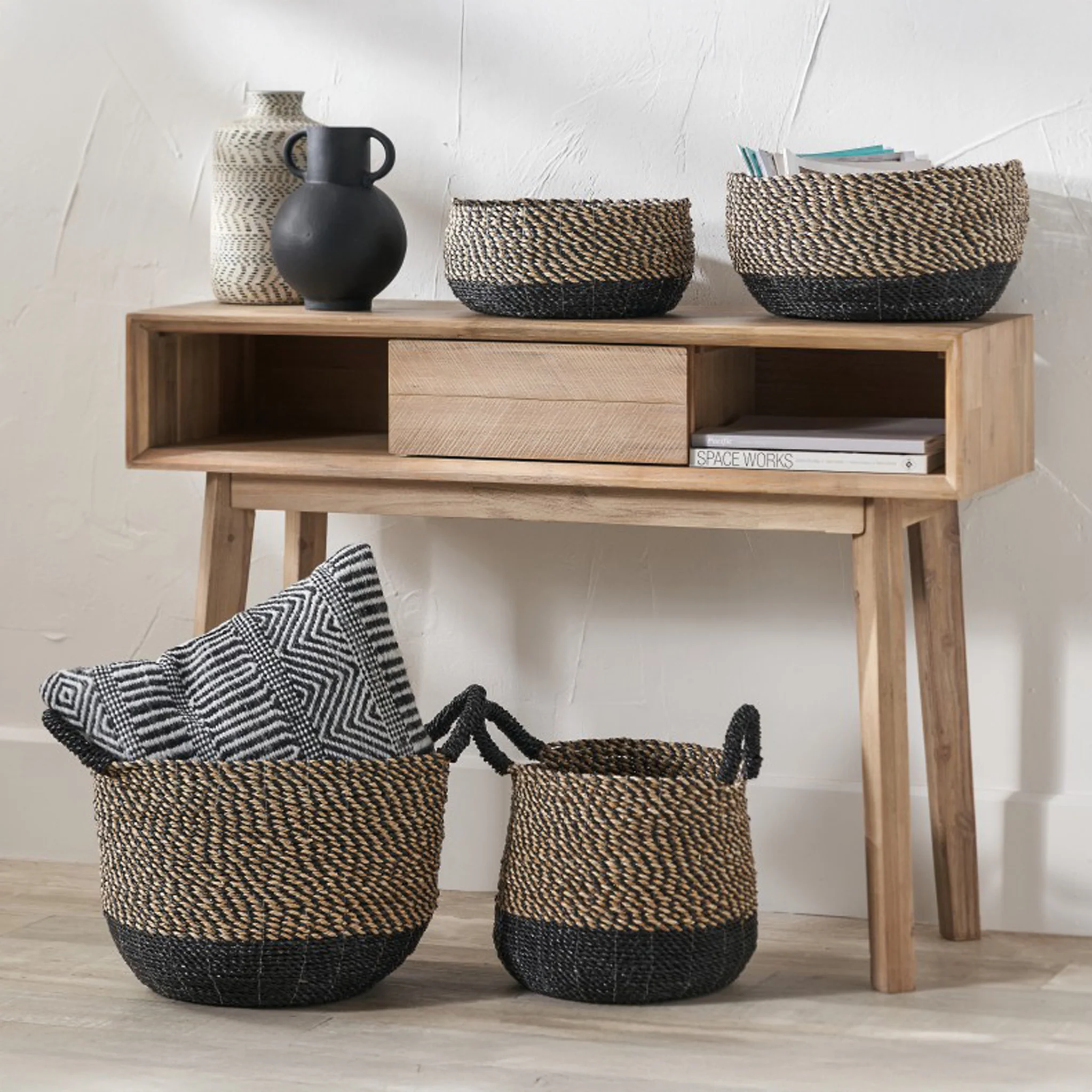 Seagrass Natural and Black Round Baskets Set of 2 - Image 6