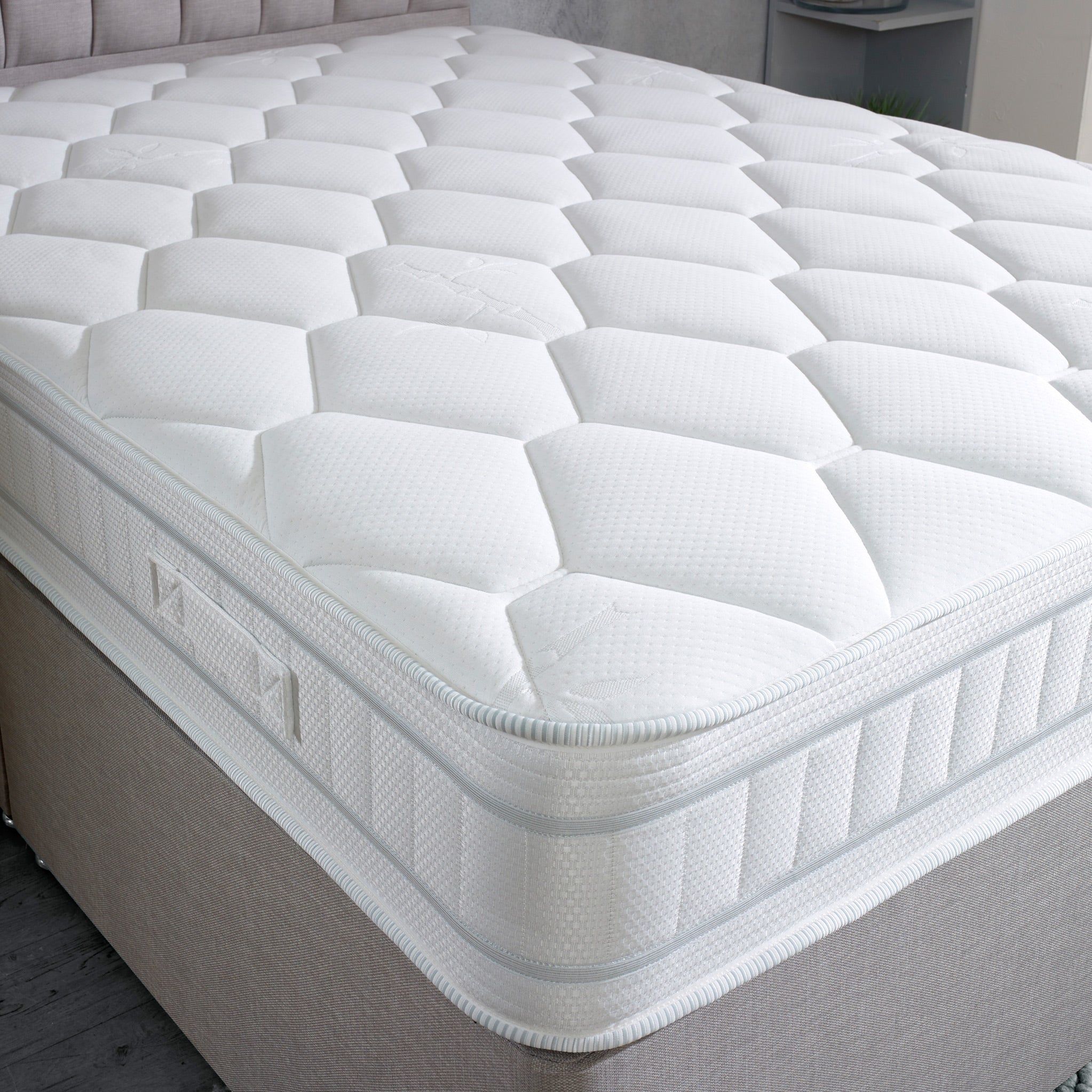 Simply Quilted Sprung Mattress - Image 2
