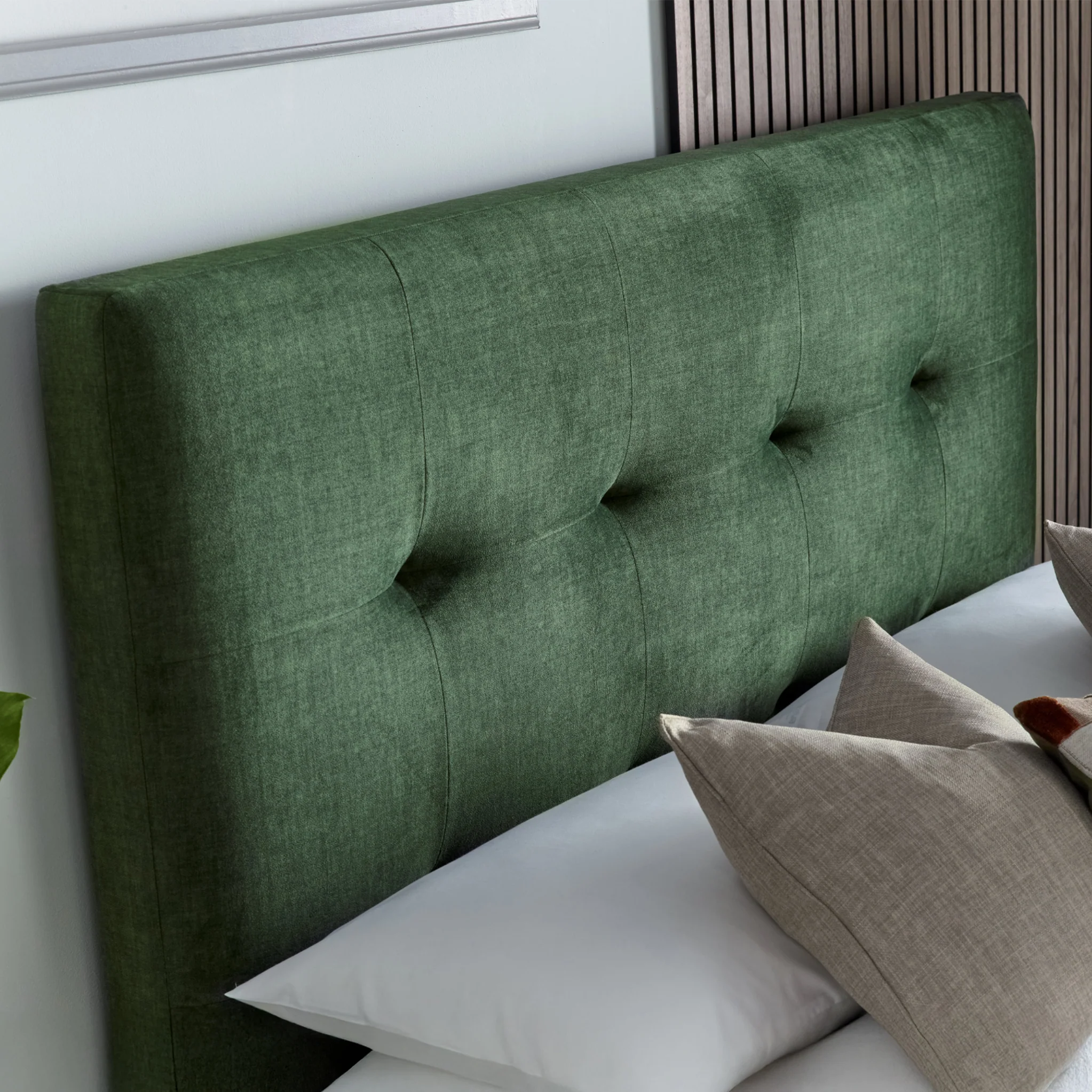 Southwick Velvet Ottoman Storage Bed Frame - Image 10