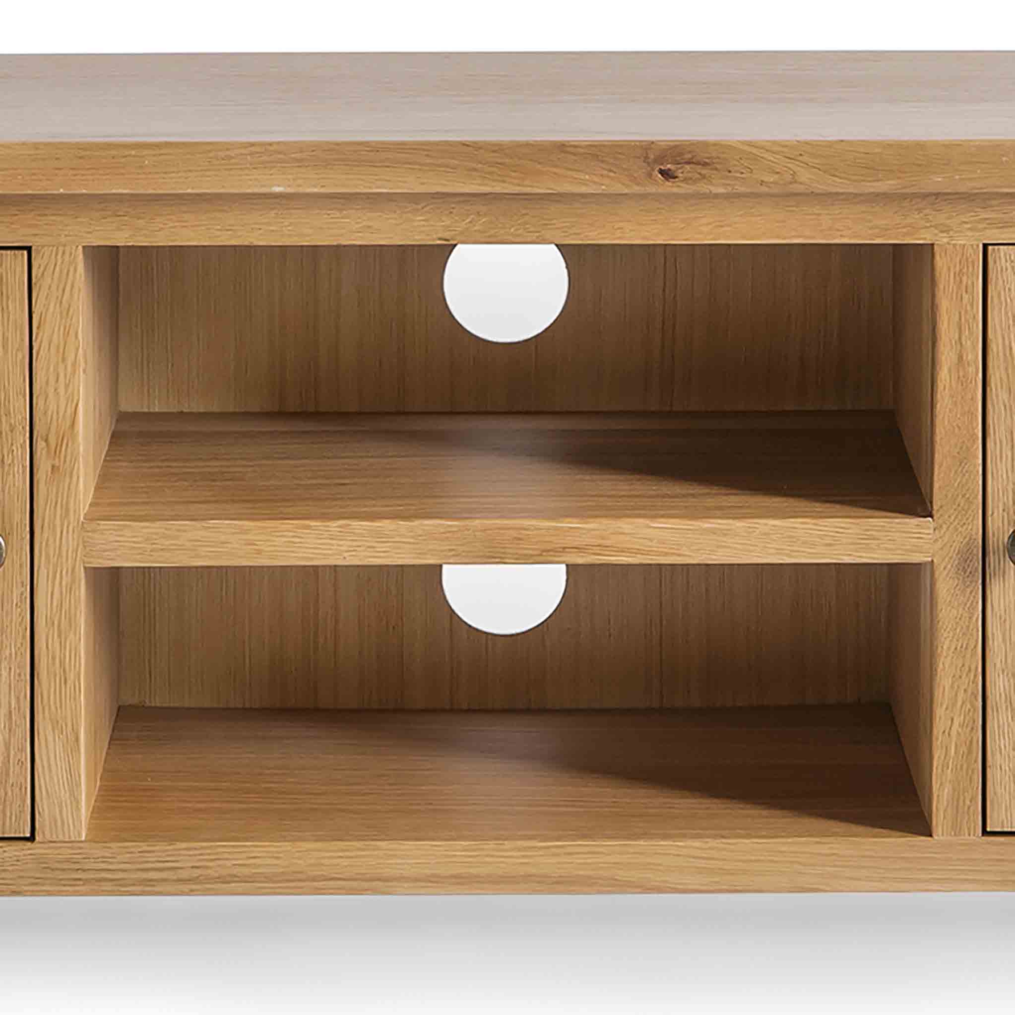 Surrey Oak 120cm TV Stand - Image 12