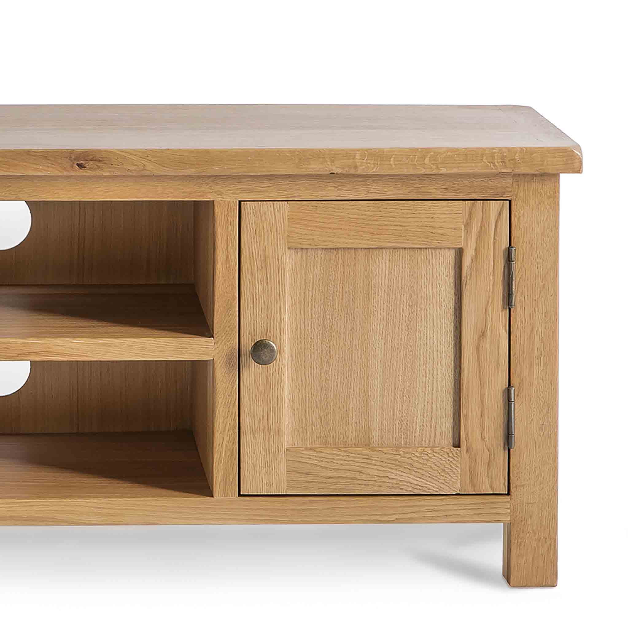 Surrey Oak 120cm TV Stand - Image 8