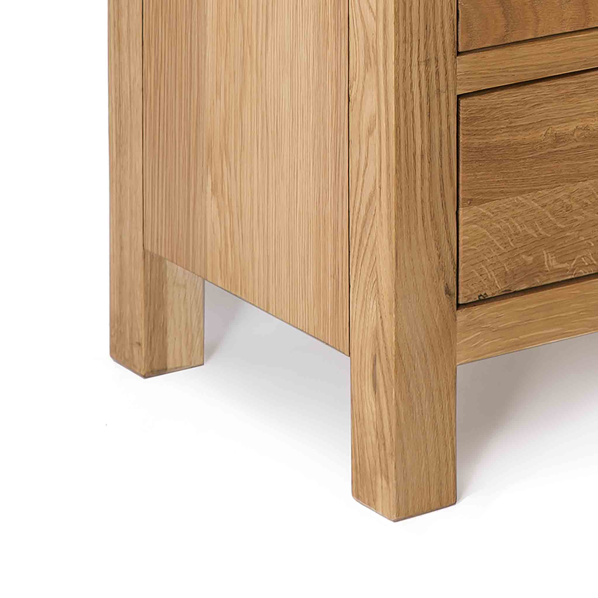 Surrey Oak Bedside Table - Image 15