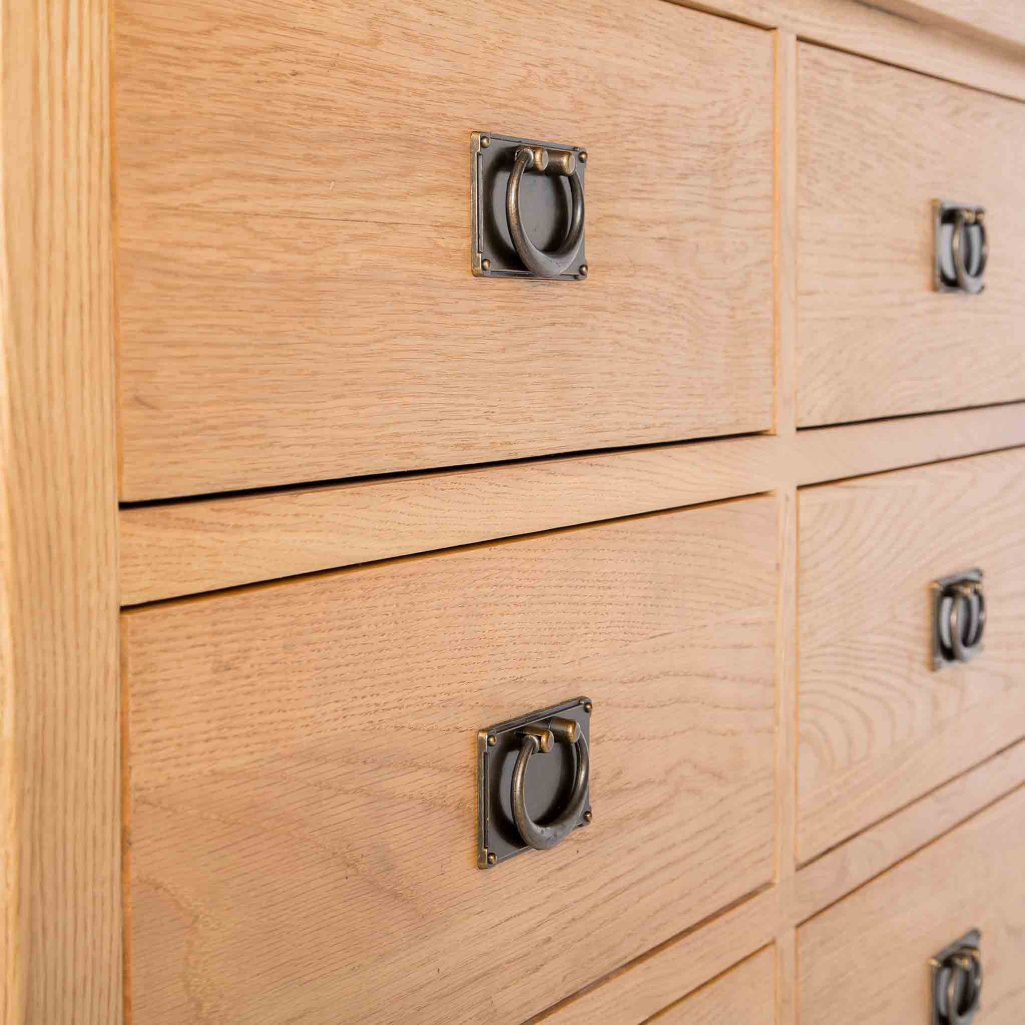 Surrey Oak Large Chest Of Drawers - Image 17