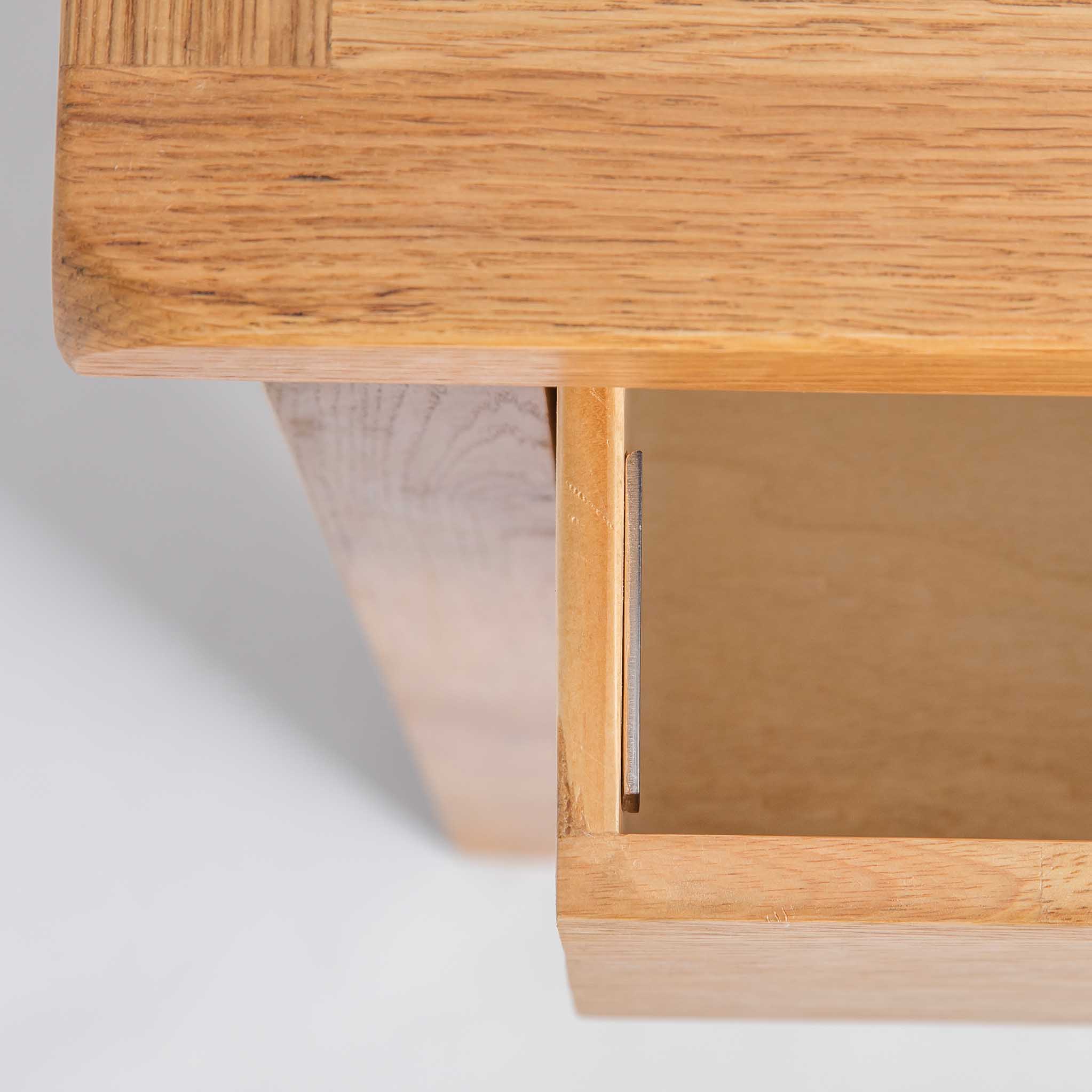 Surrey Oak Large Chest Of Drawers - Image 23