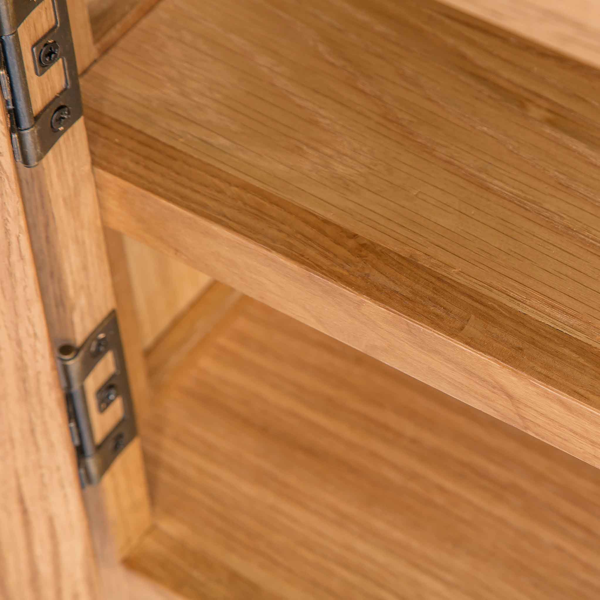 Surrey Oak 180cm Extra Wide TV Stand - Image 8
