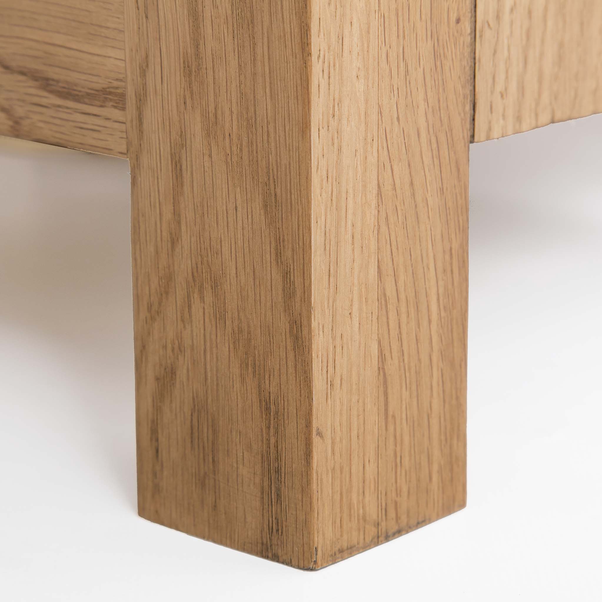 Surrey Oak 3 Drawer Chest - Image 11