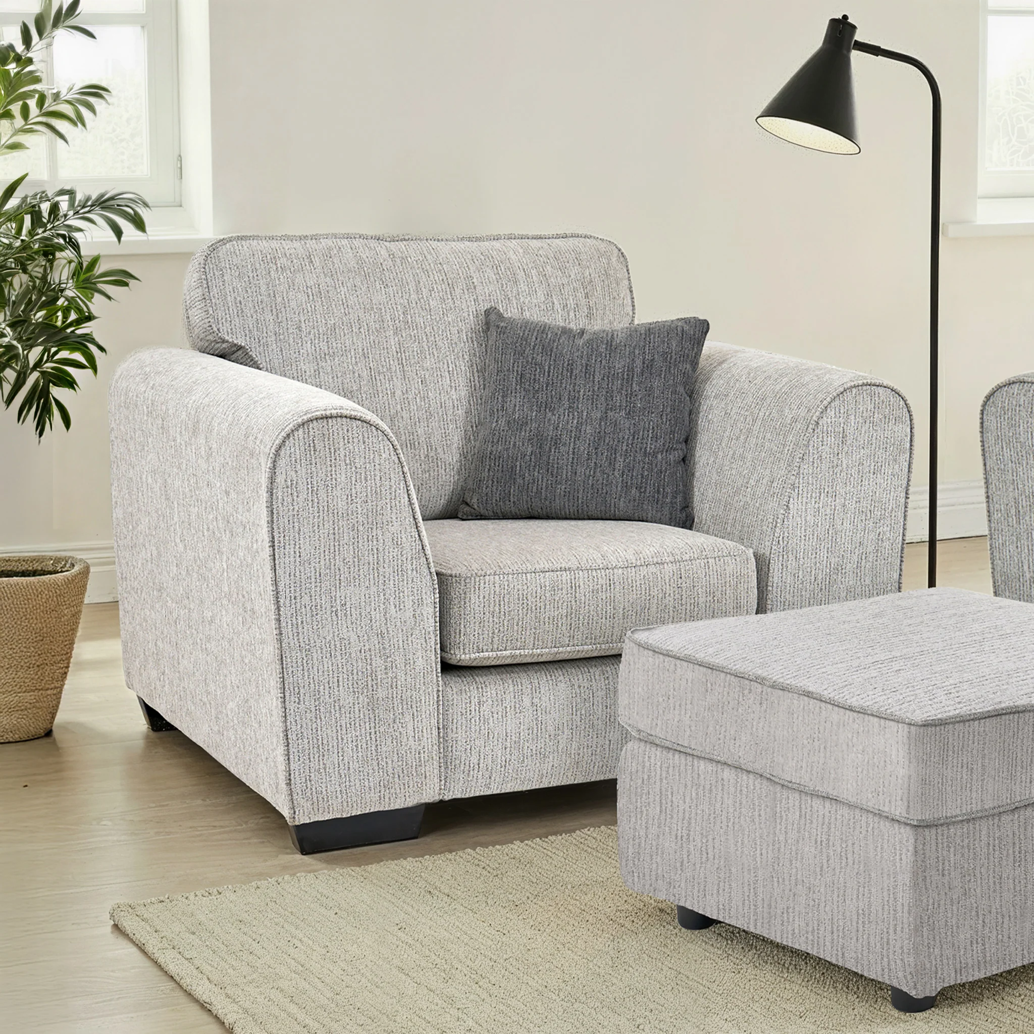 Thornby Armchair - Image 2
