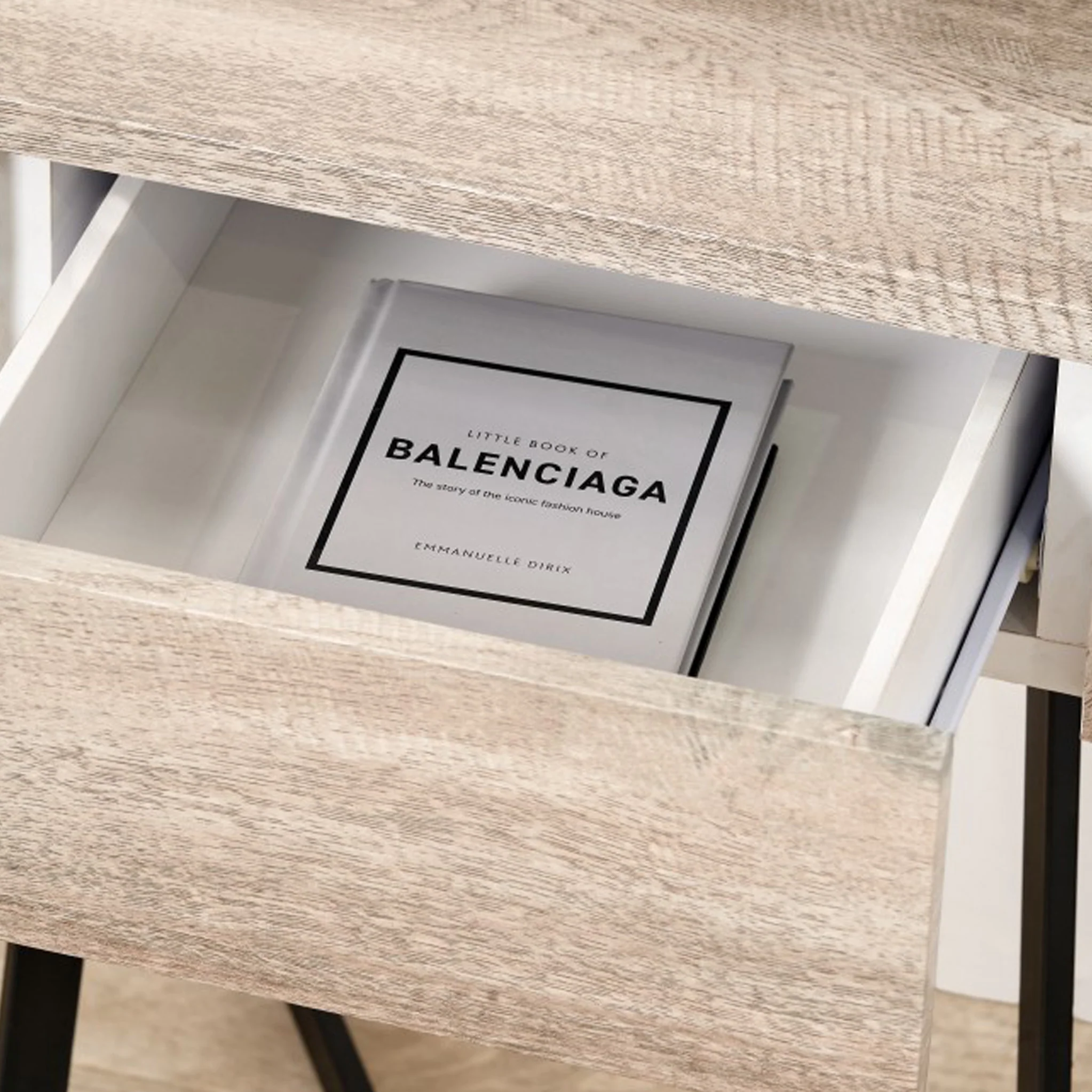 Ukiah Oak Effect 1 Drawer Bedside Table - Image 7
