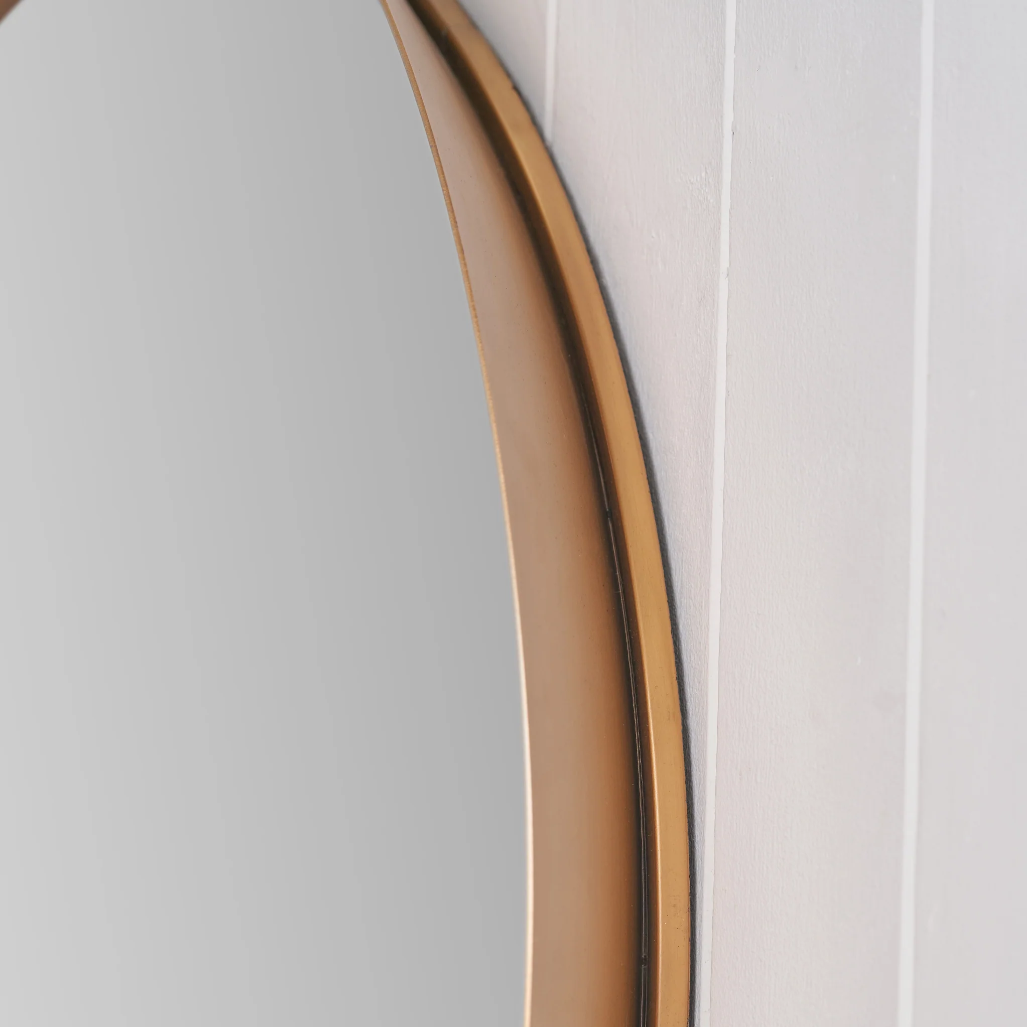 Venice Angled Frame Round Wall Mirror - Image 8
