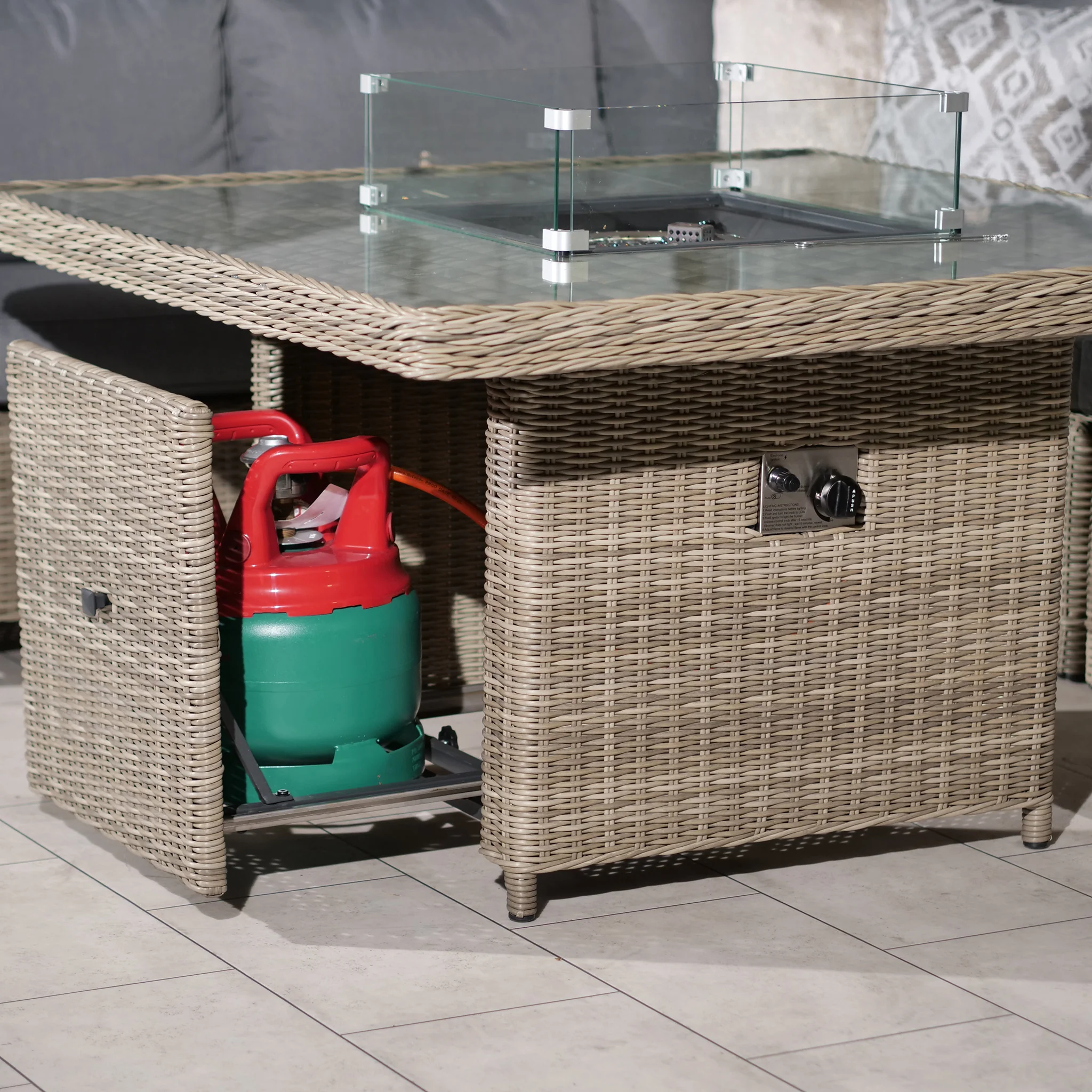 Wentworth 120cm Fire Pit Dine or Lounge Rattan Set with Bench - Image 7
