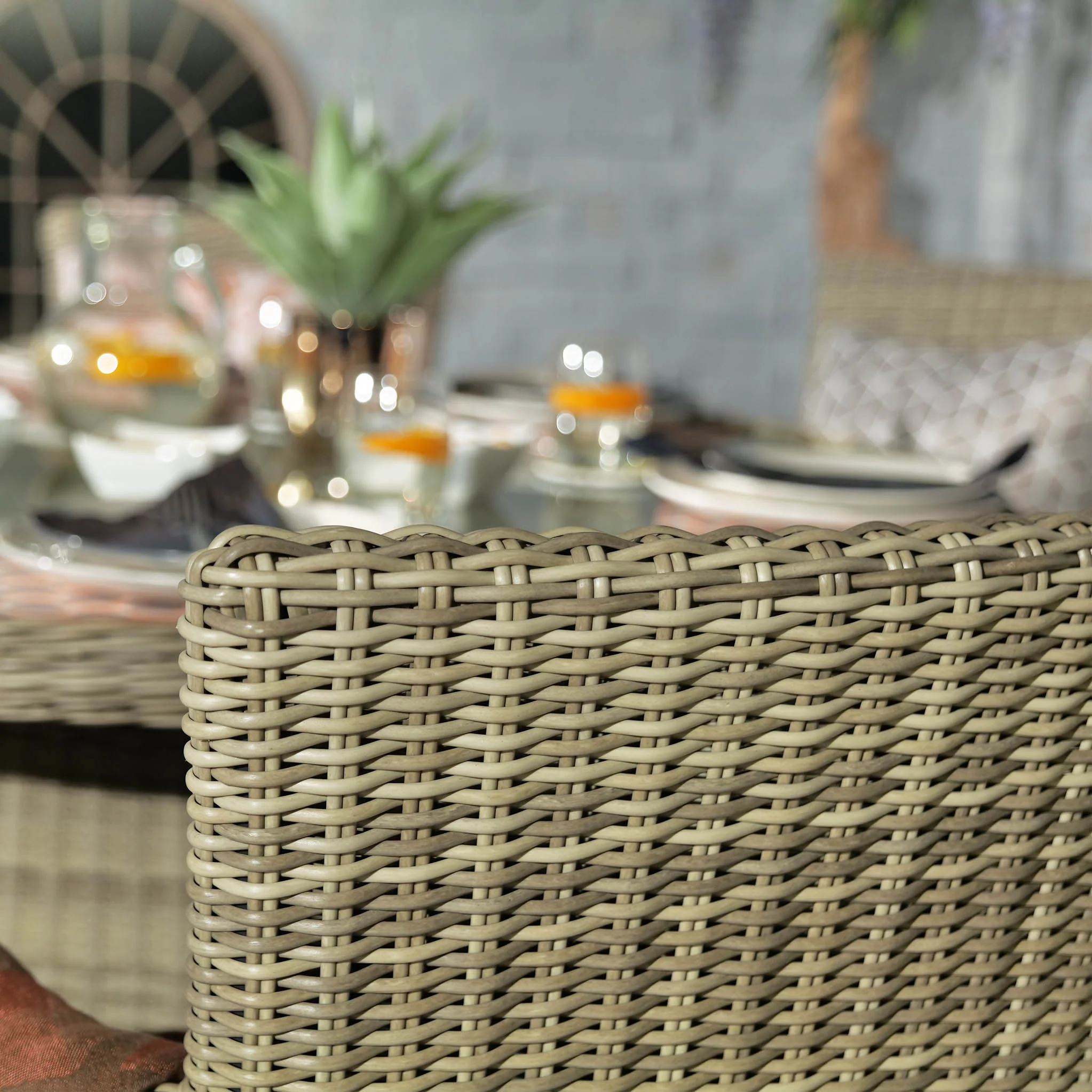 Wentworth 6 Seater Rattan 140cm Round Dining Set - Image 12