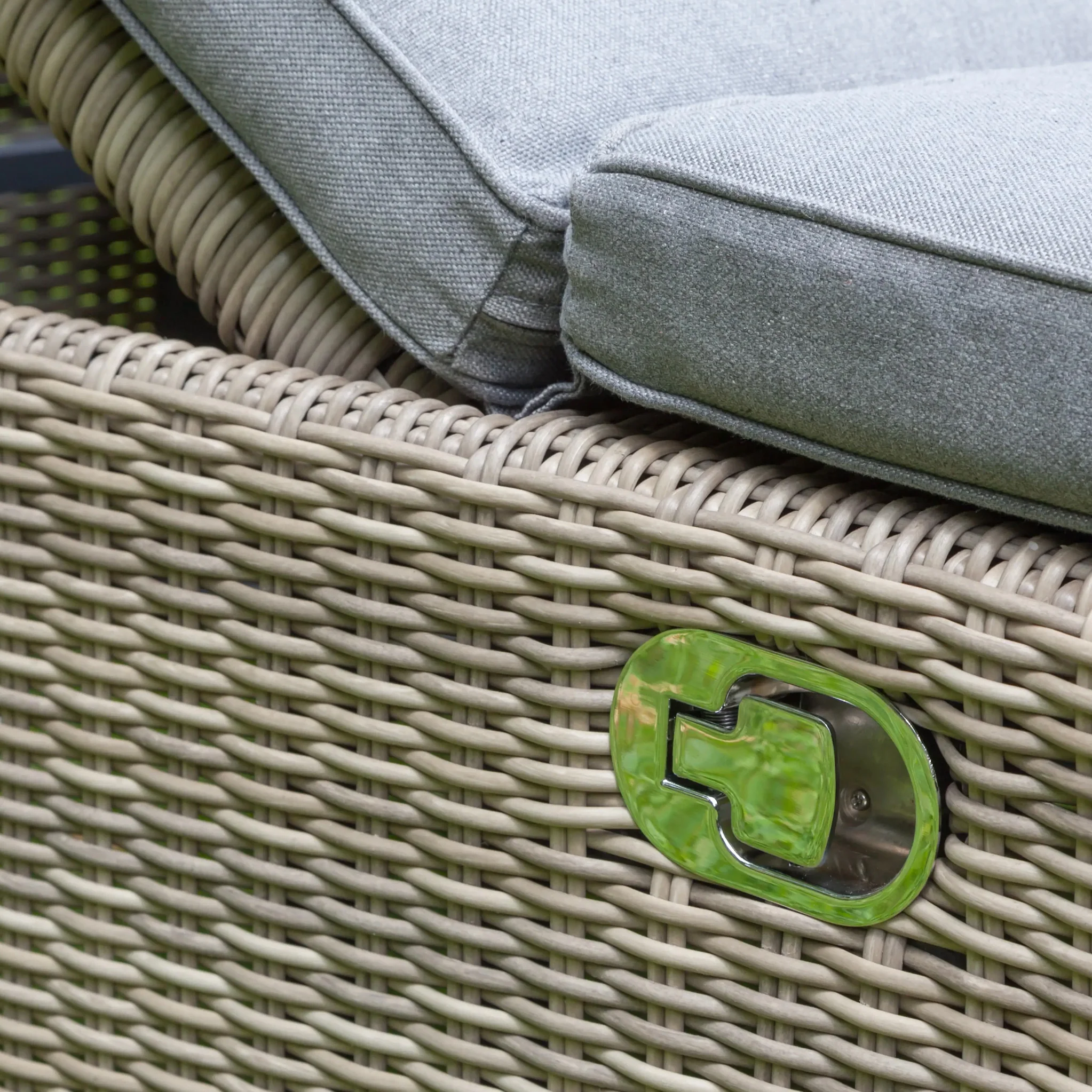 Wentworth Multi Position Sunlounger - Image 10