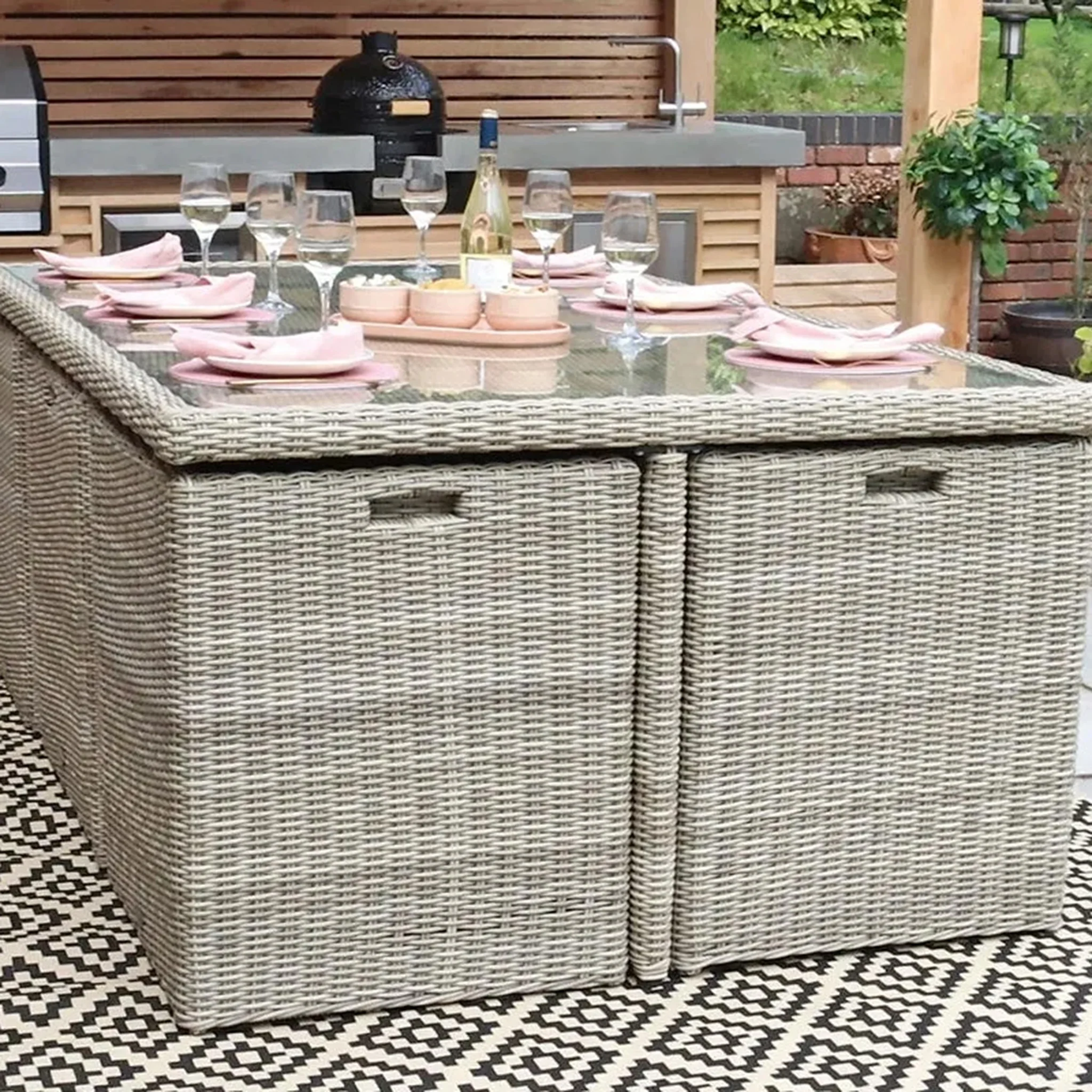 Wentworth Rattan 10 Seater Cube Set - Image 3
