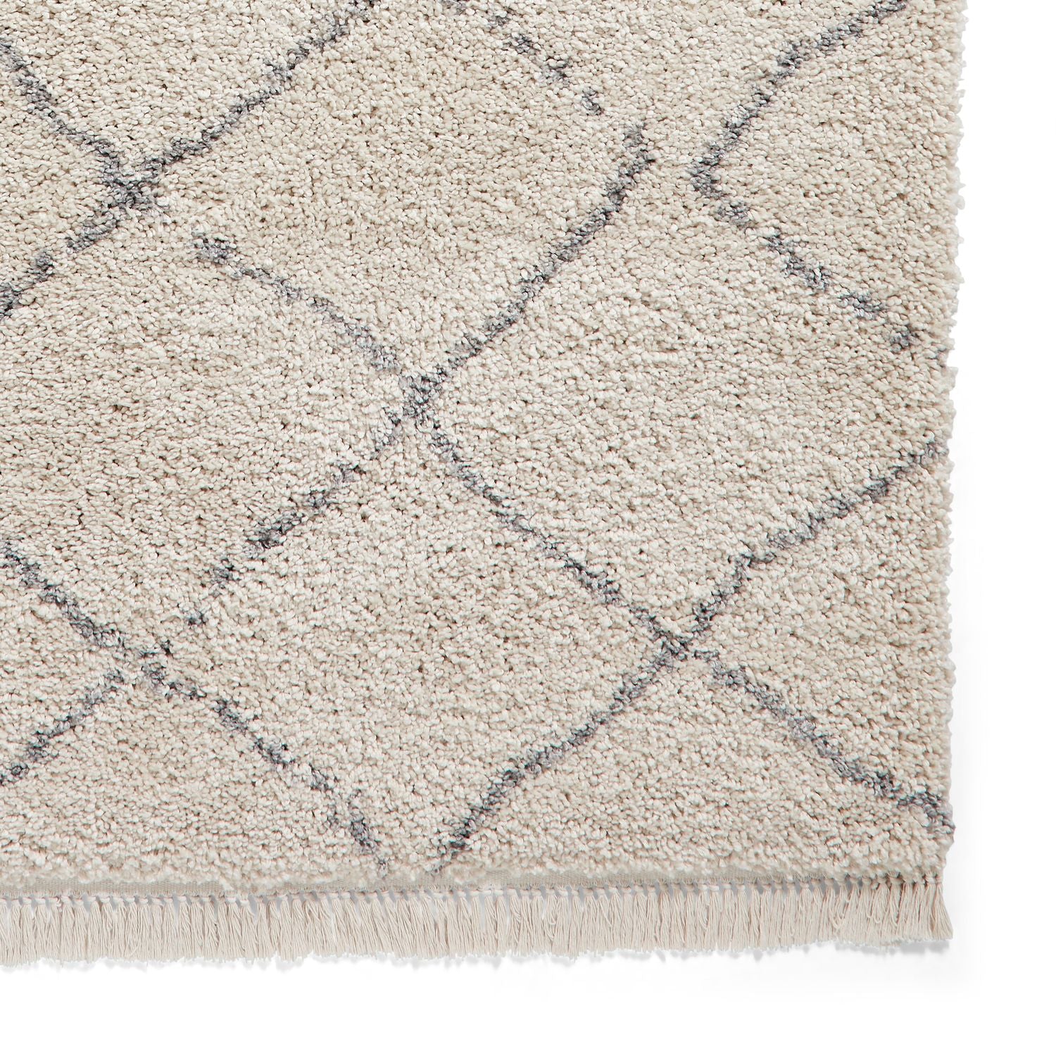Willow Shaggy Tasselled Diamond Rug - Image 18
