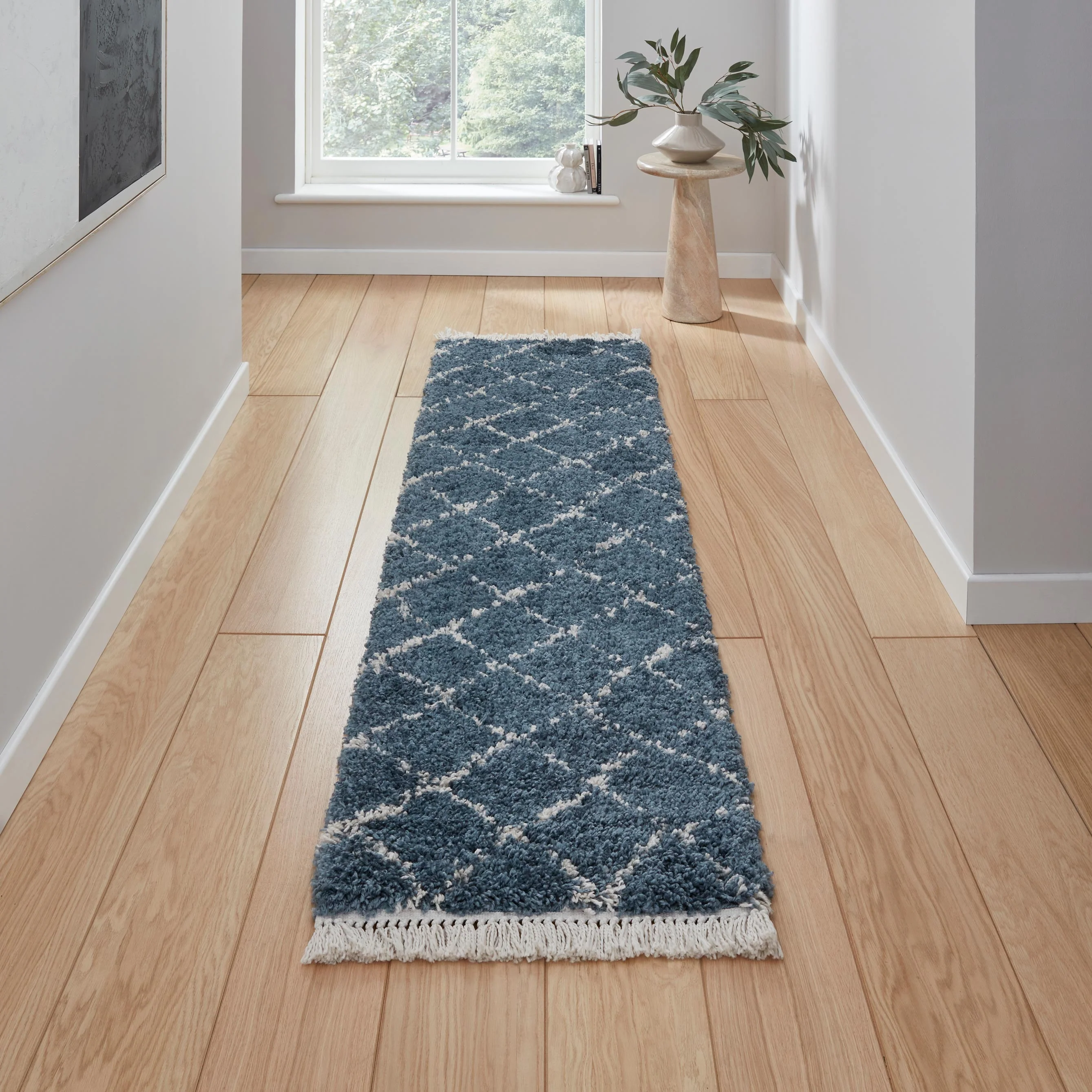 Willow Shaggy Tasselled Diamond Rug - Image 2