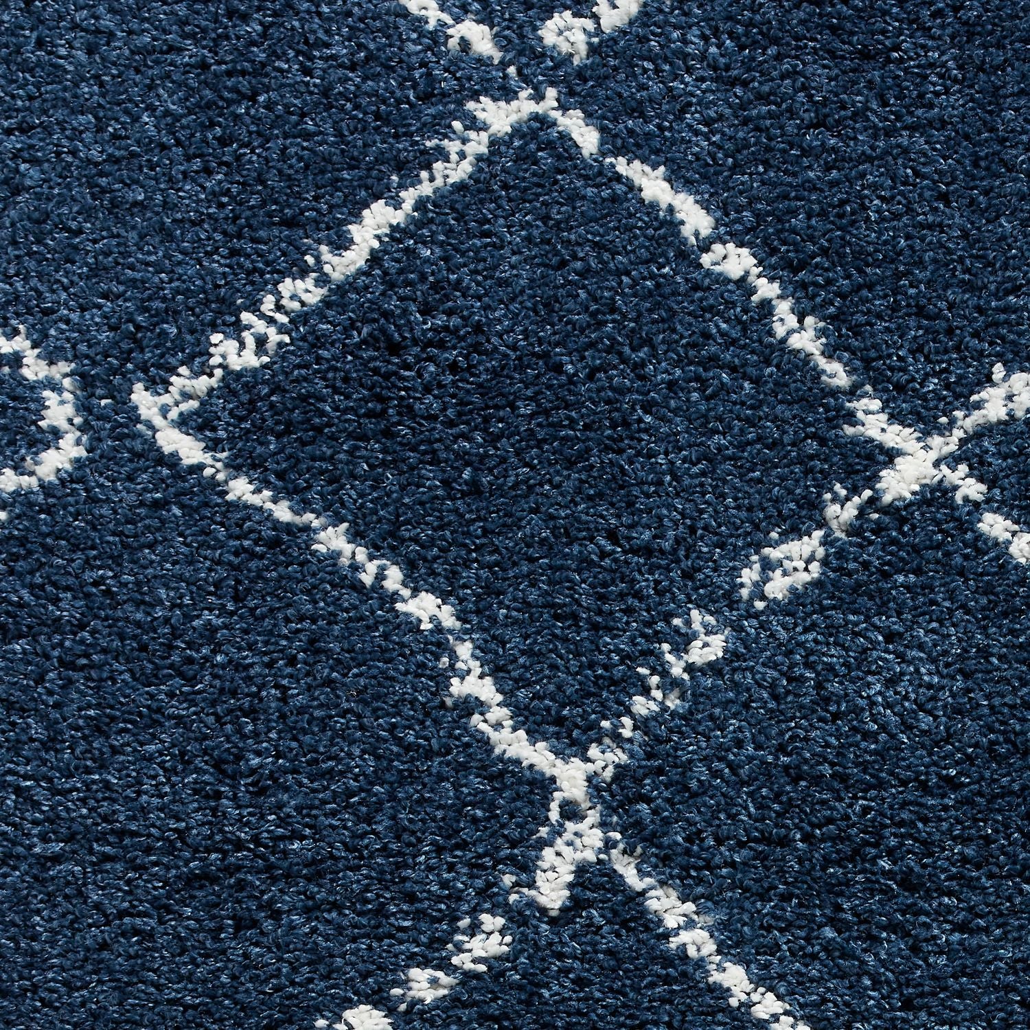 Willow Shaggy Tasselled Diamond Rug - Image 54
