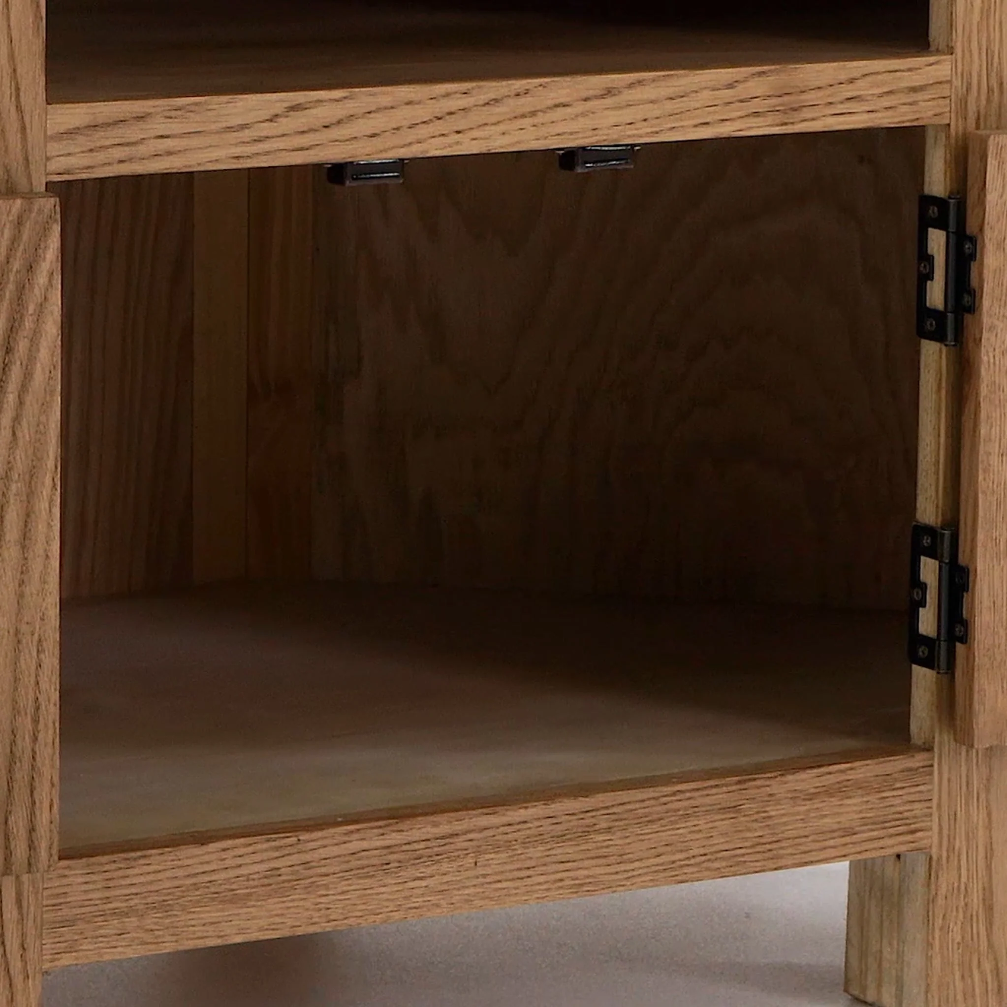 Zelah Oak Corner TV Stand - Image 14