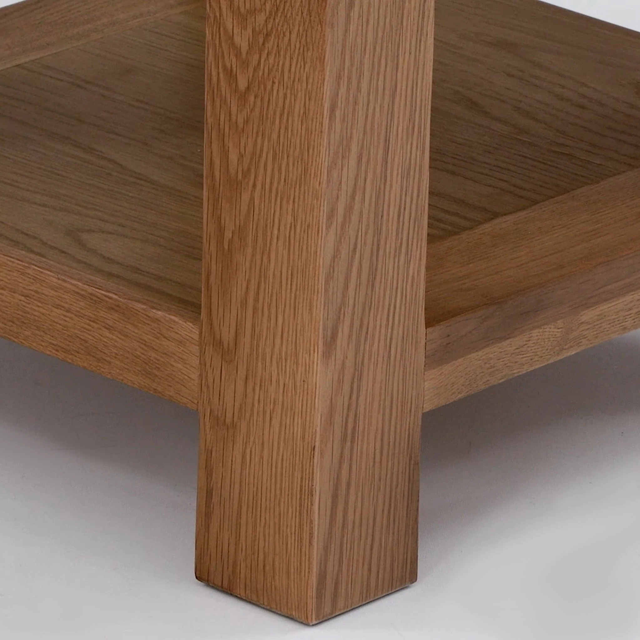 Zelah Oak Lamp Table - Image 8
