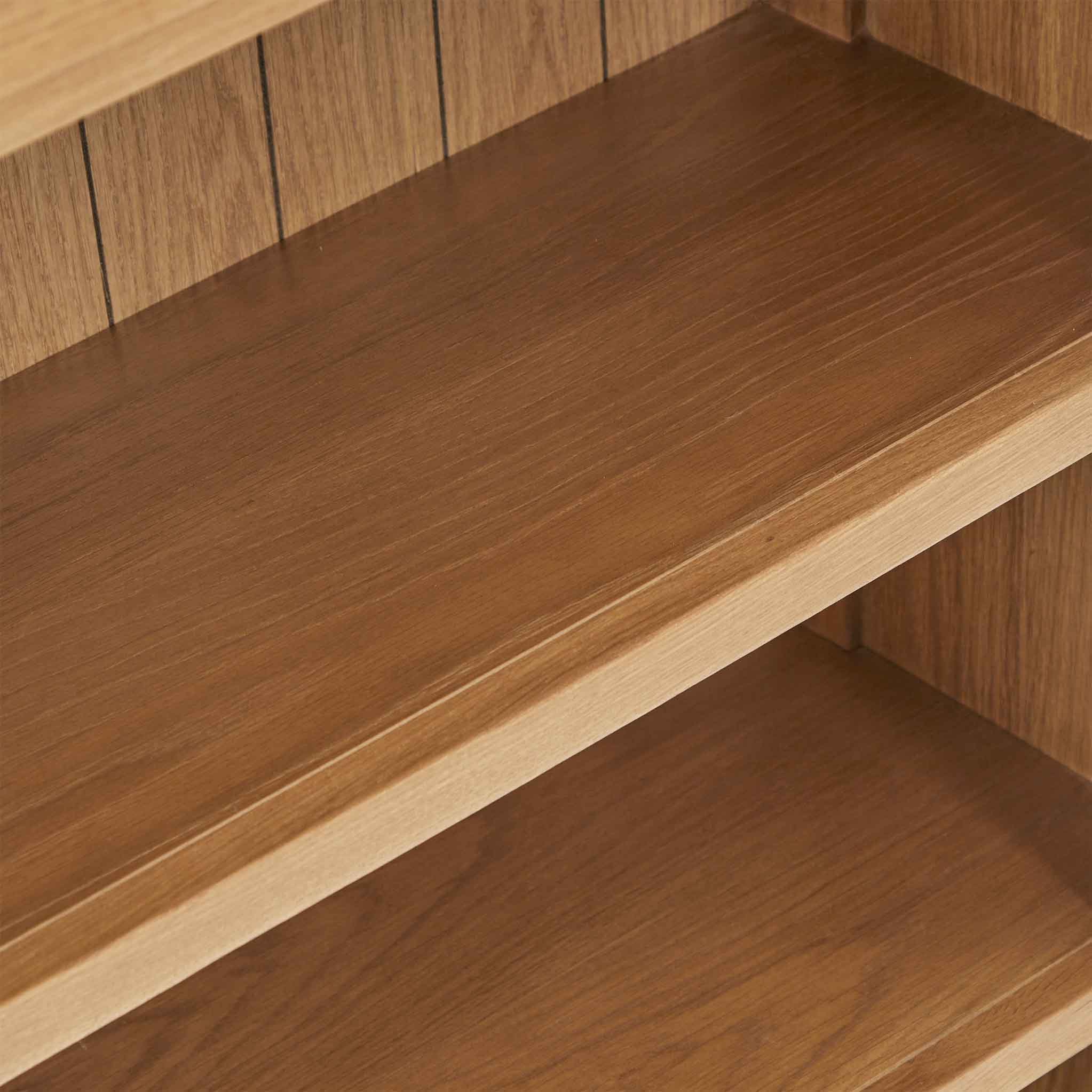 Zelah Oak Large Bookcase - Image 8