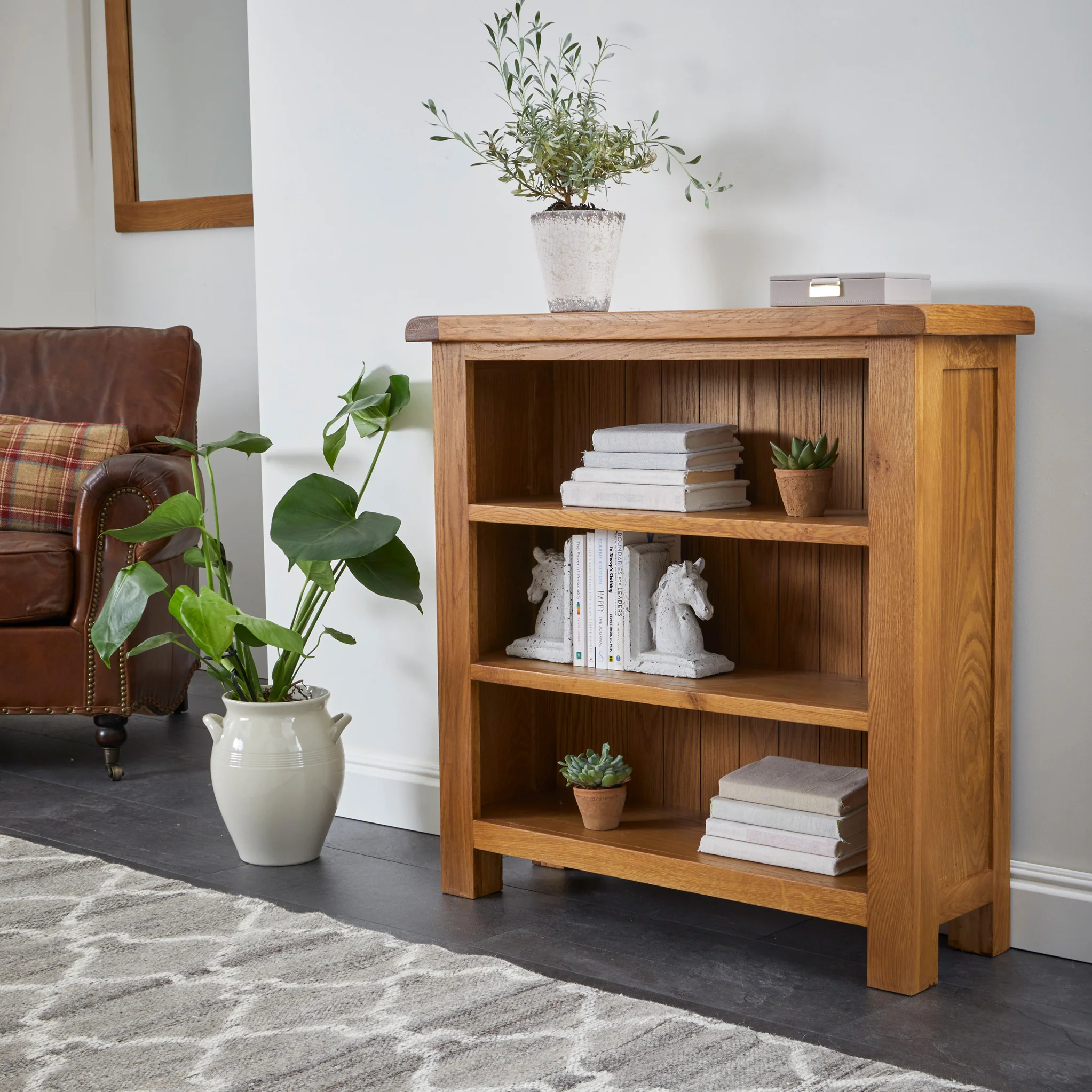 Zelah Oak Small Bookcase - Image 13